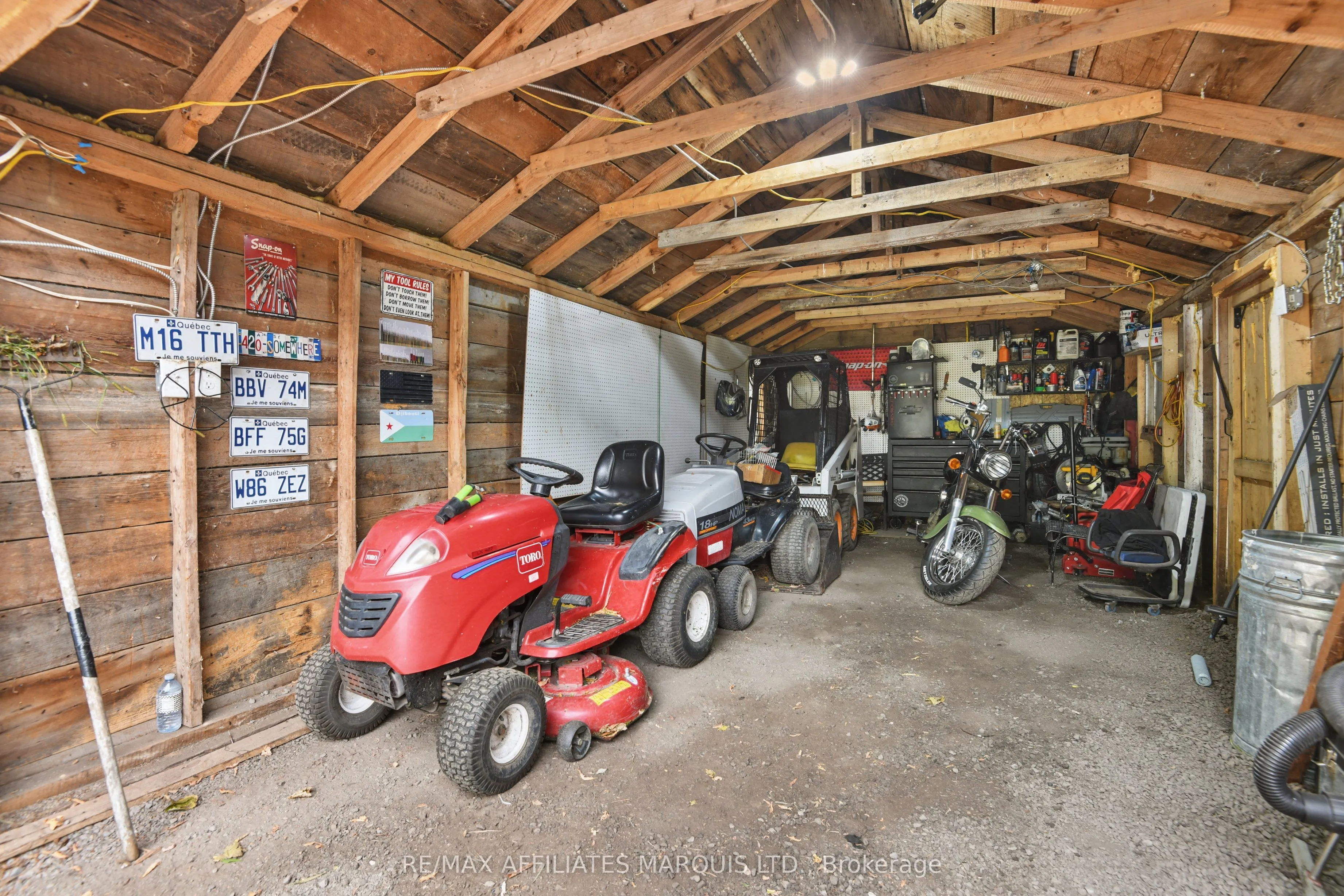 20047 County Rd 24 Road