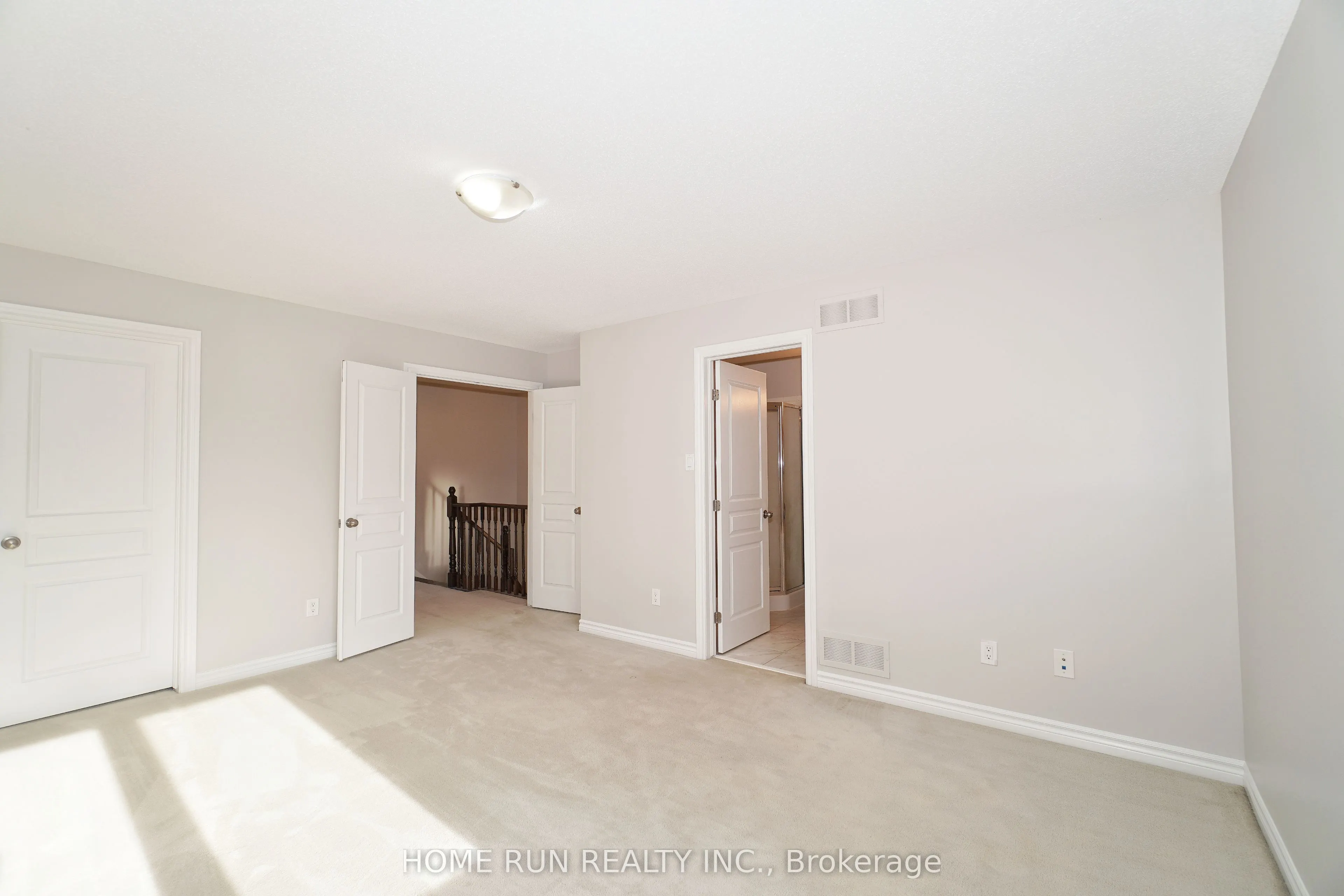 115 Watchhorn Grove