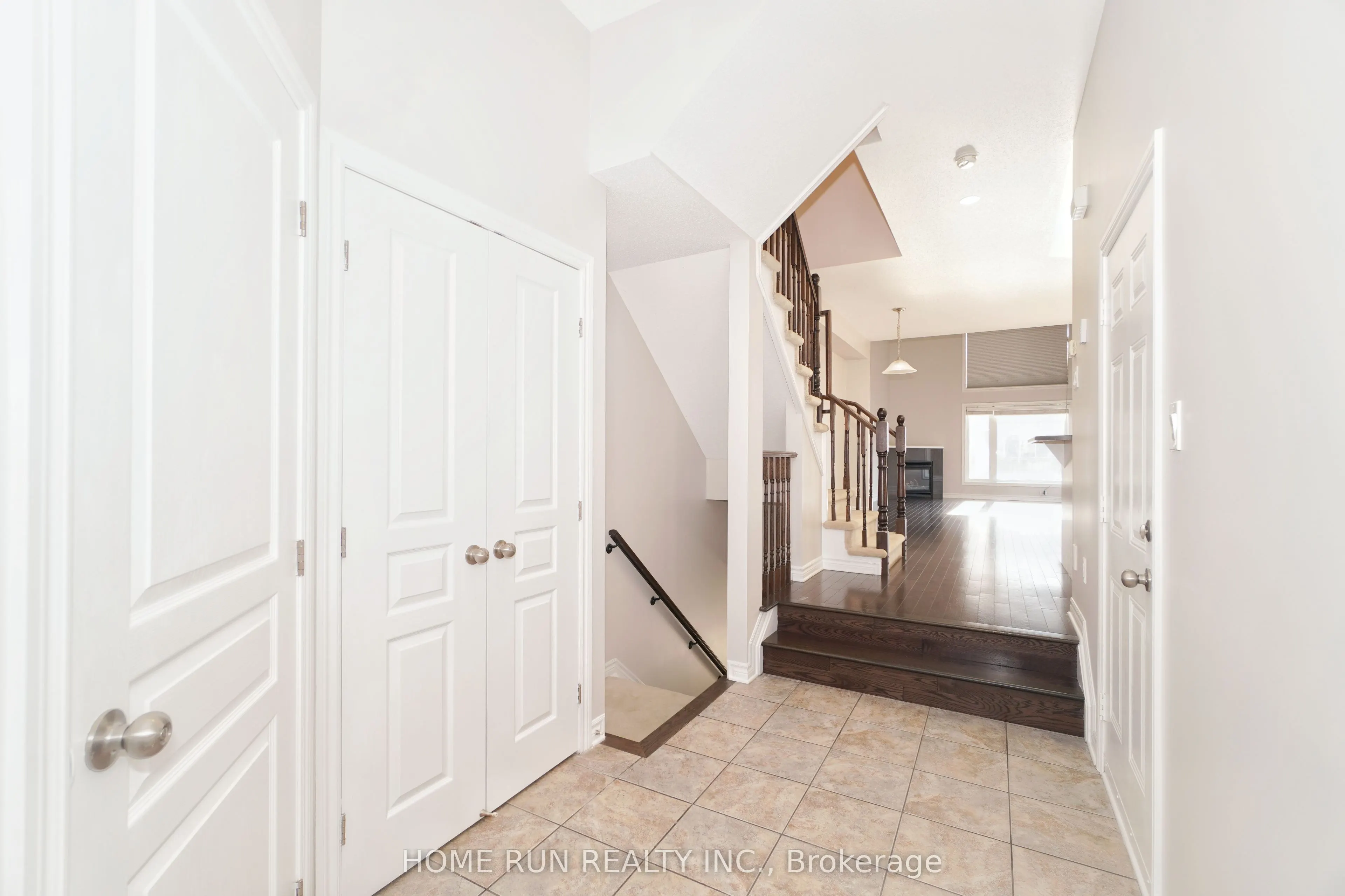 115 Watchhorn Grove