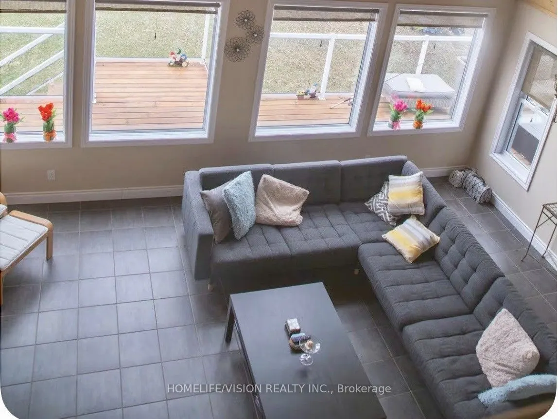 128 Bayview Drive