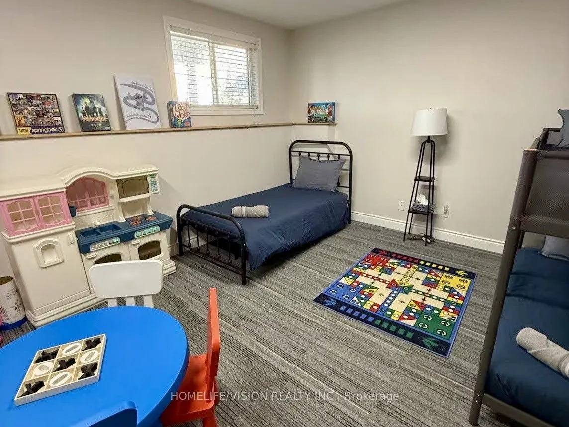 128 Bayview Drive