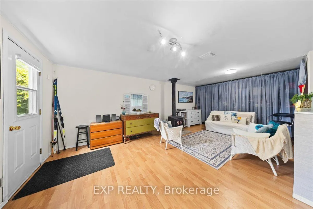 126 Gardiner Shore Road