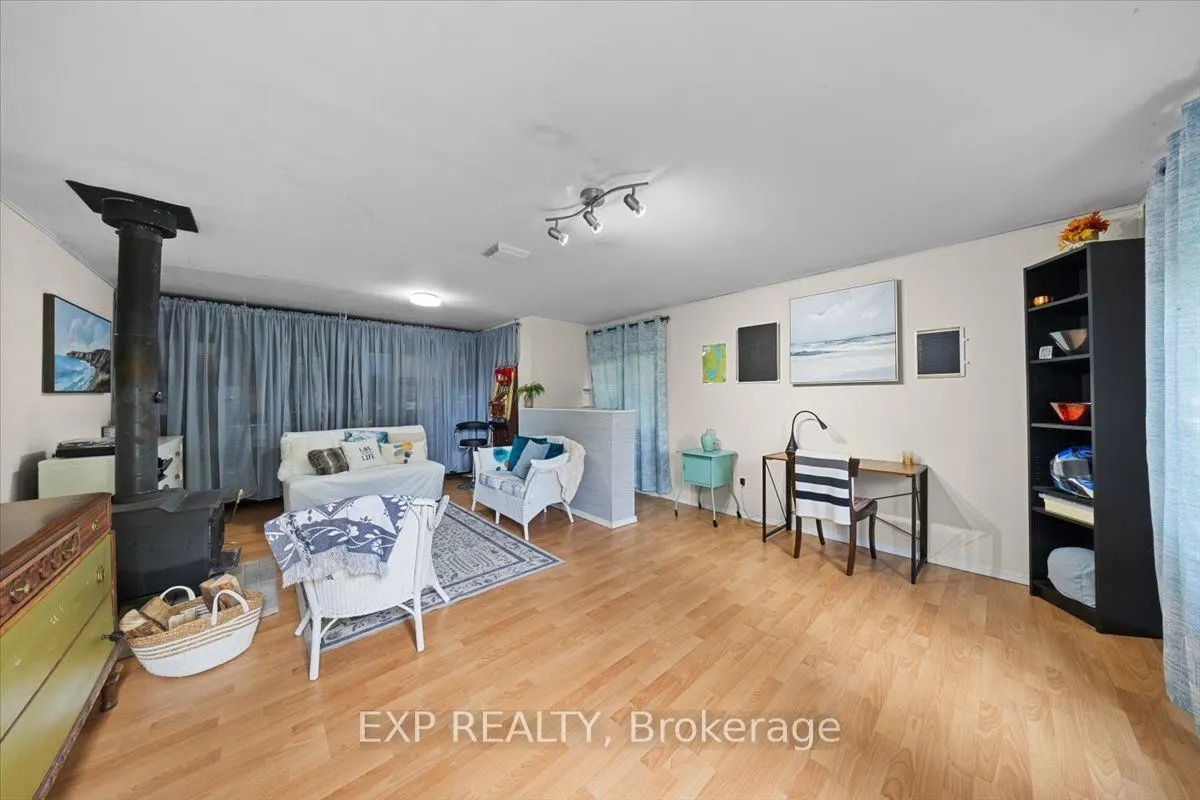126 Gardiner Shore Road