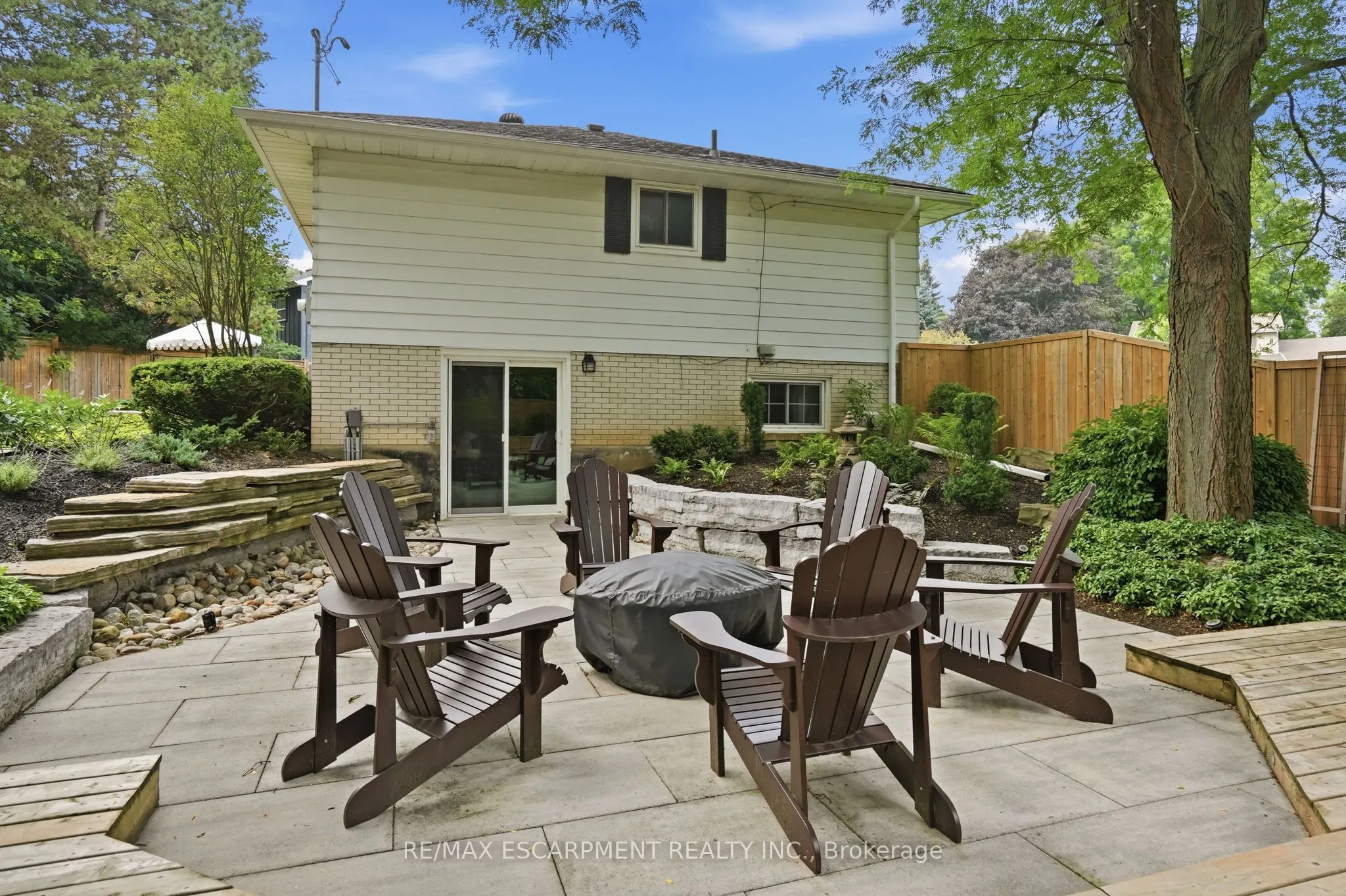 2 Jameson Drive
