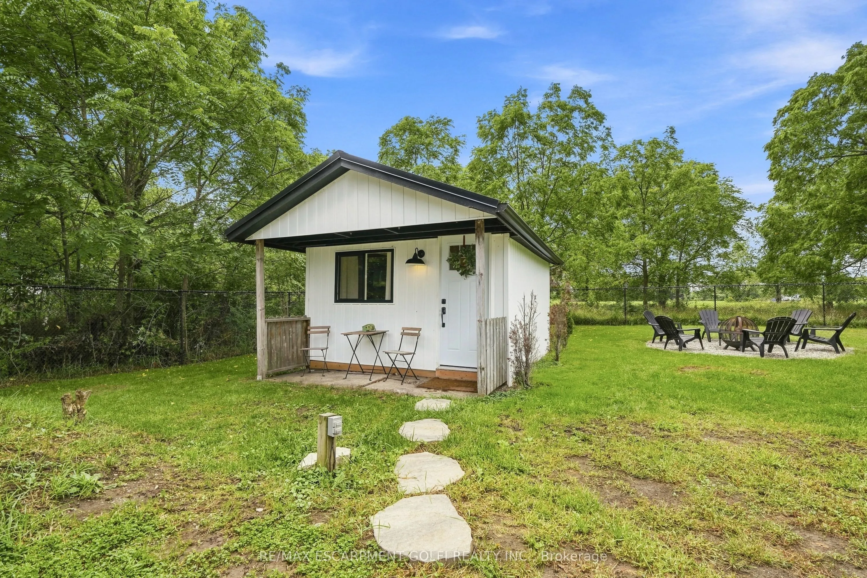 1368 Lorraine Road