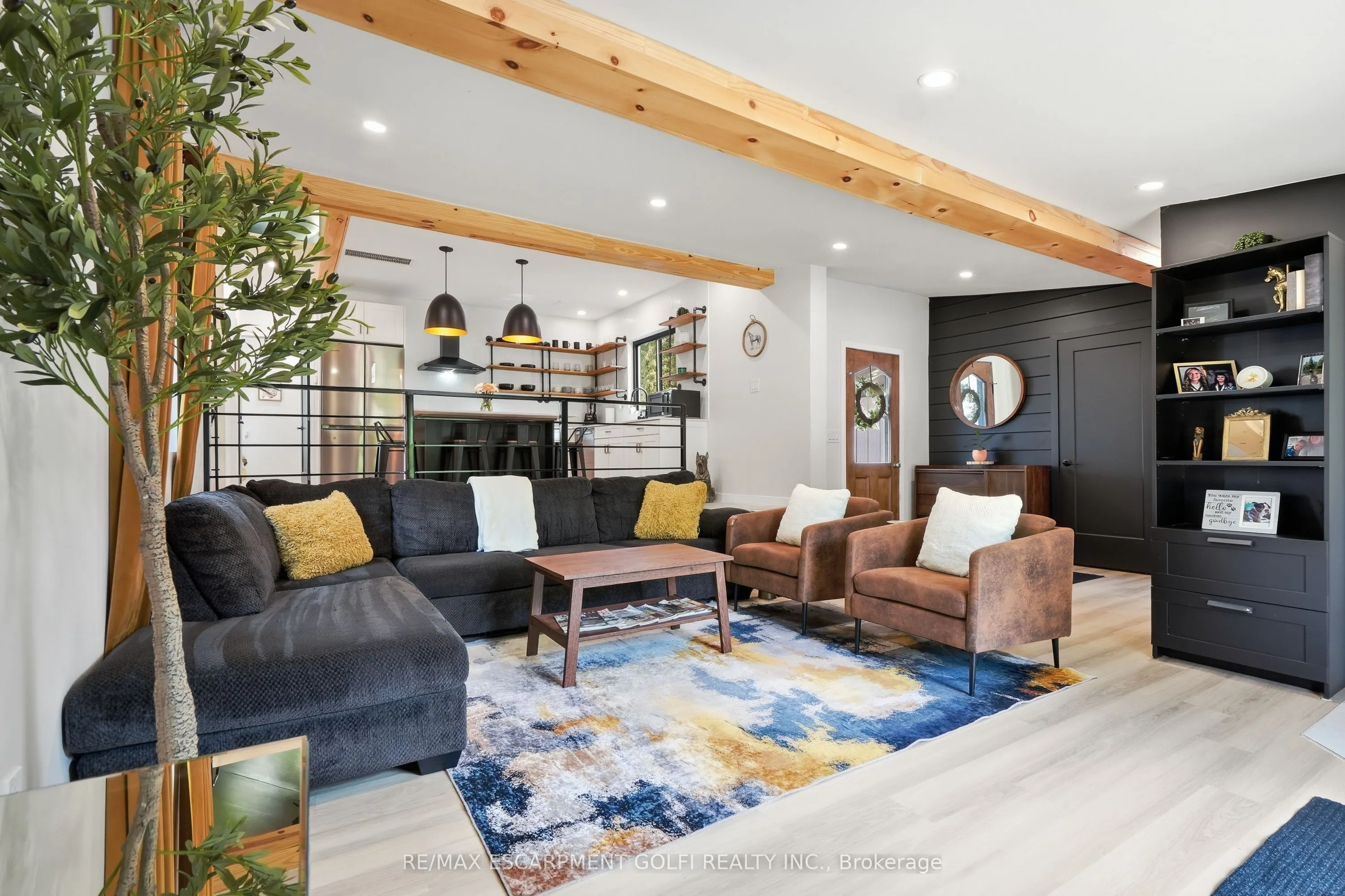 1368 Lorraine Road