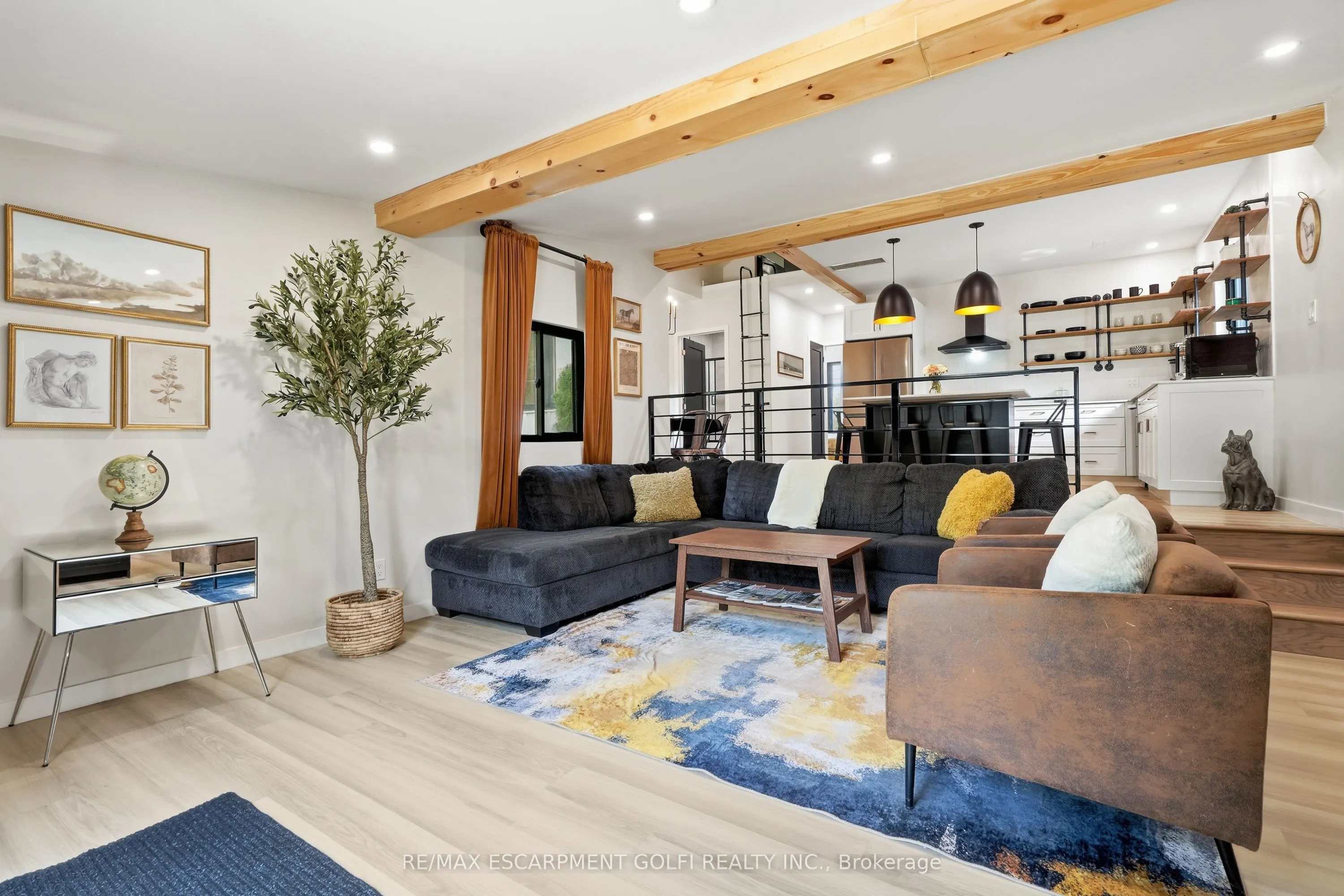 1368 Lorraine Road