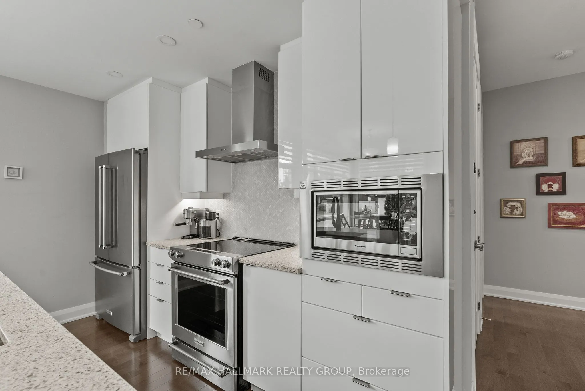120 Cortile Private #101