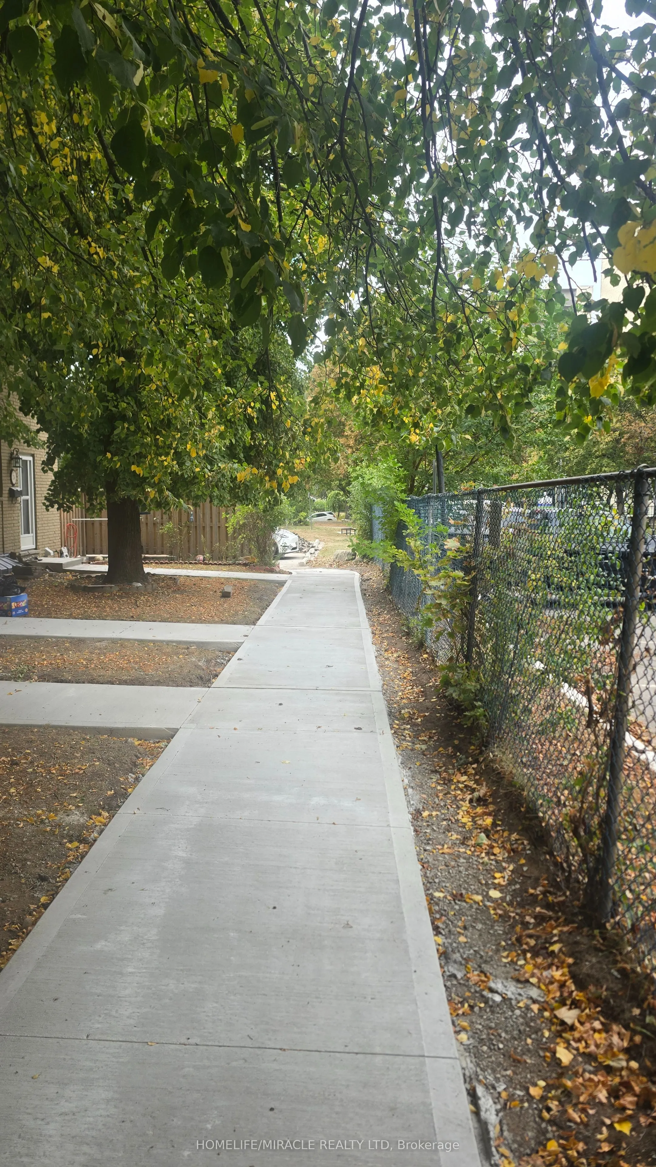 30 Jerome Crescent #2