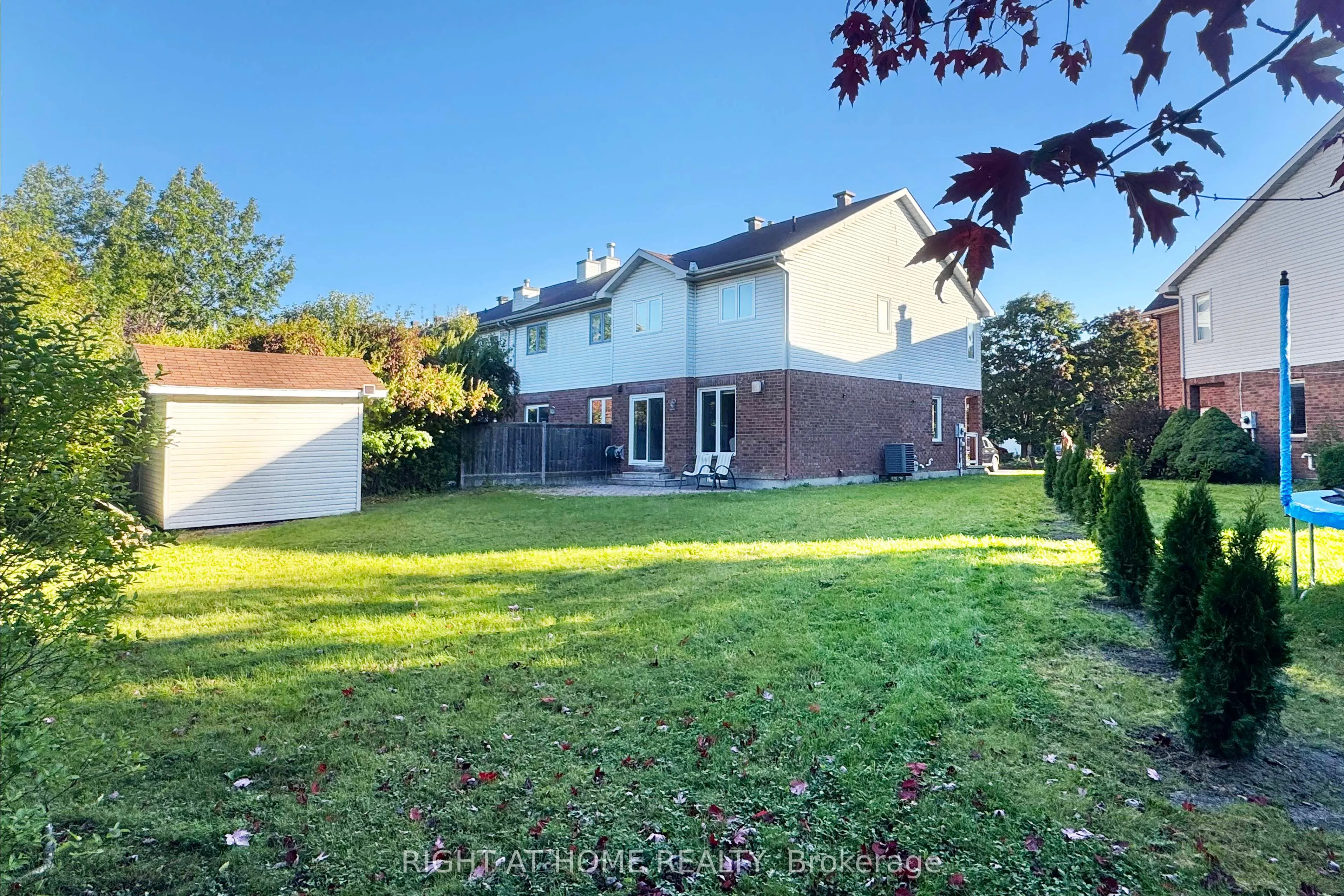 24 HARRINGTON Court