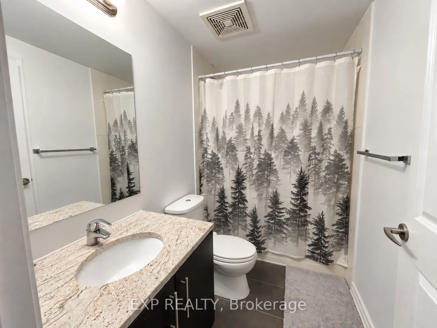 429 Kent Street #108