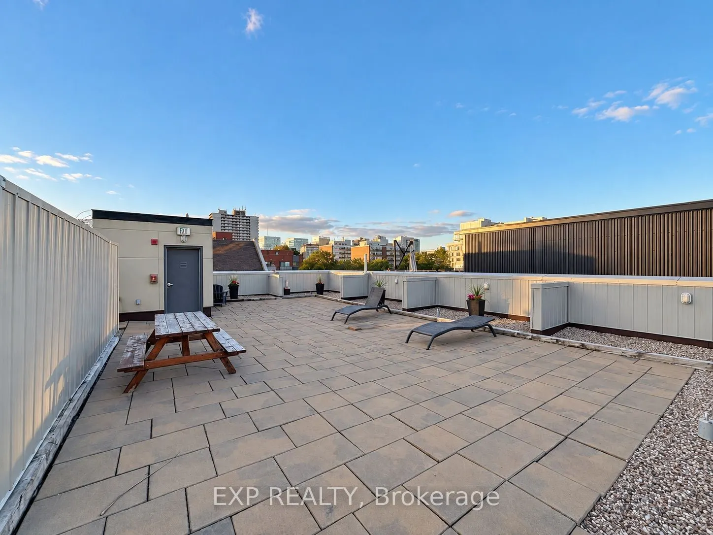 429 Kent Street #108