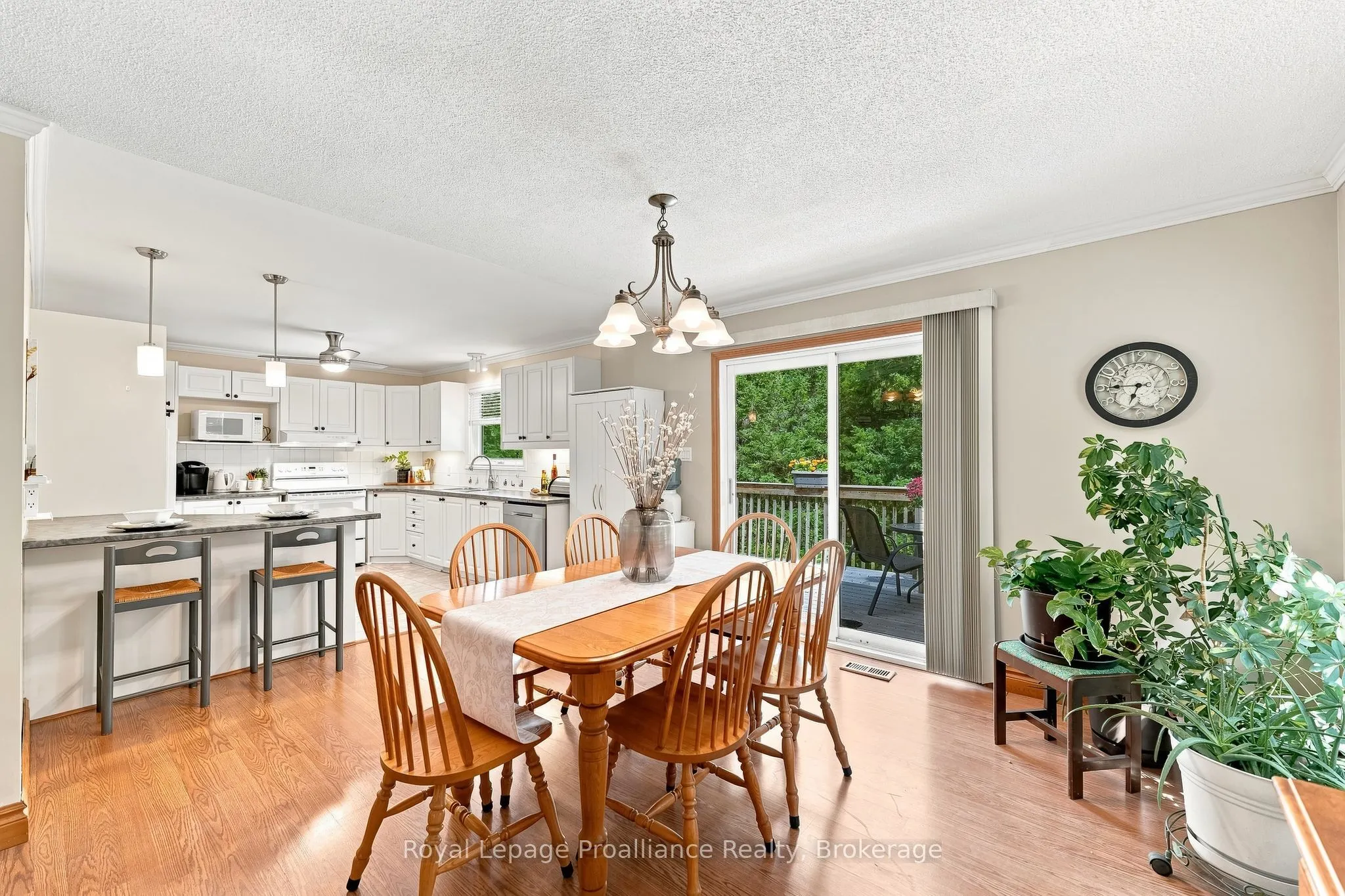 1528 Pinewood School Road