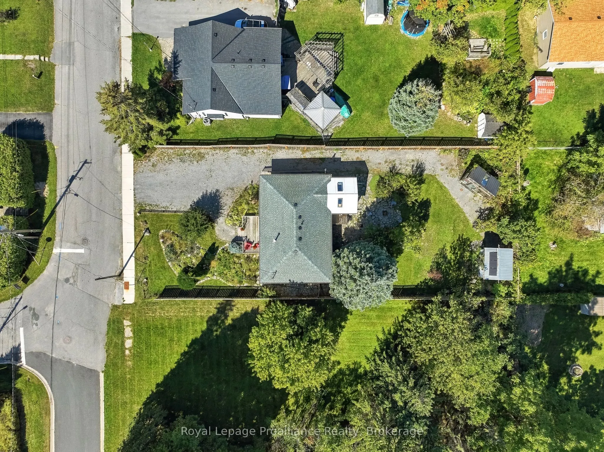 31 Perry Avenue