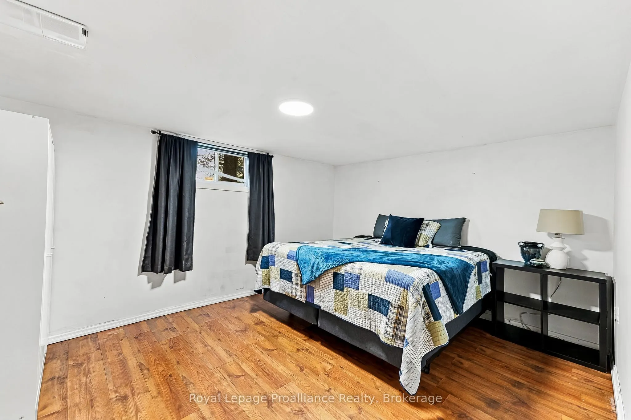 31 Perry Avenue