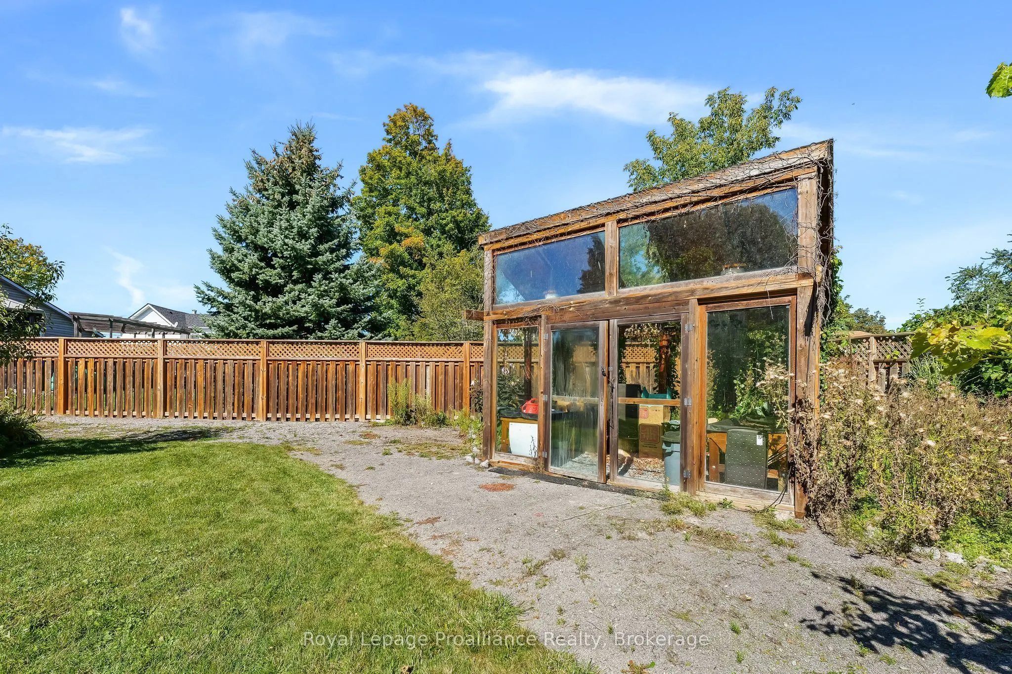 31 Perry Avenue