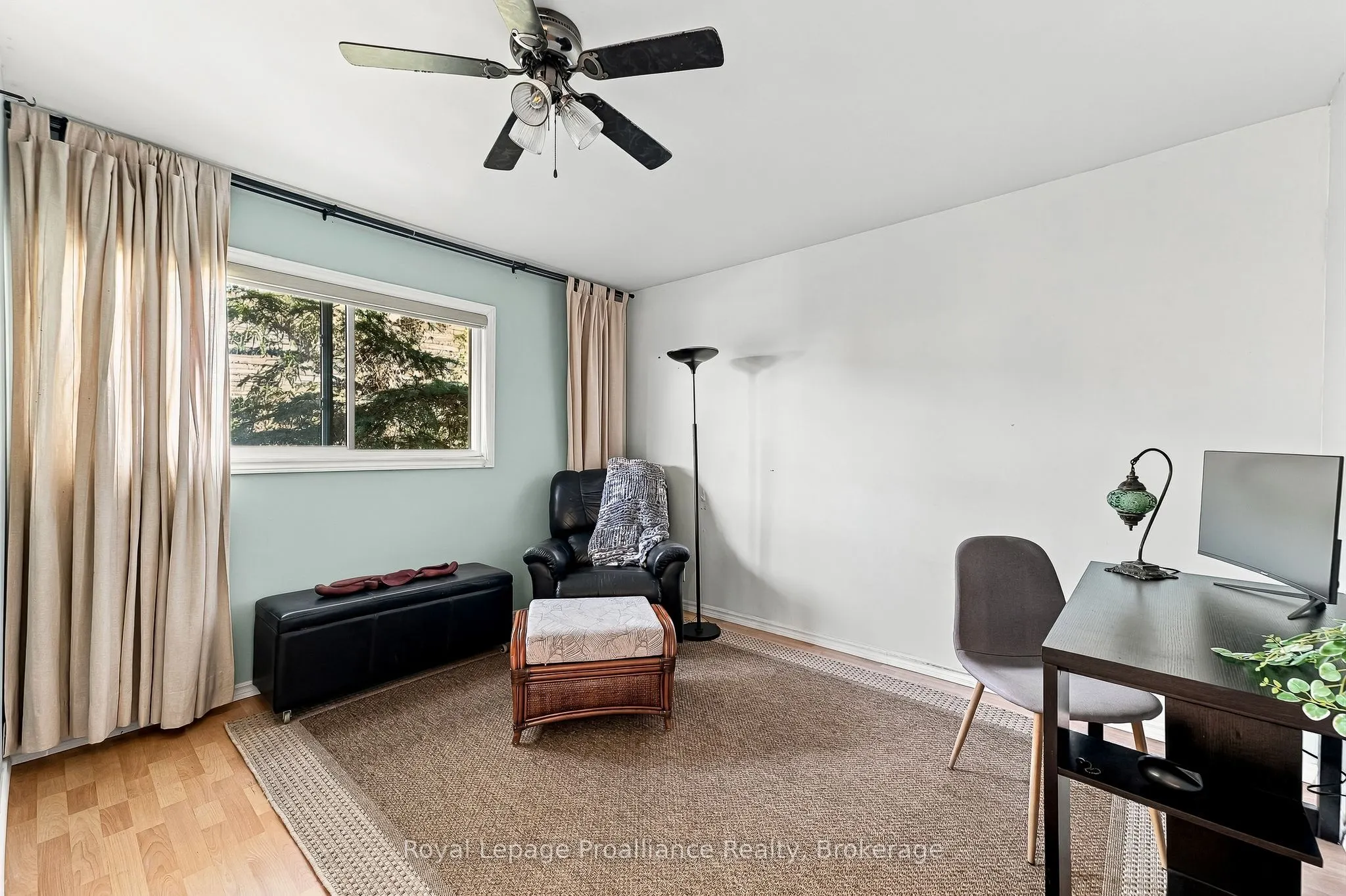 31 Perry Avenue
