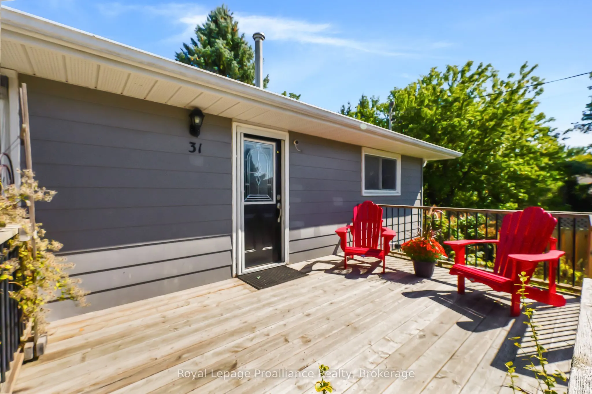 31 Perry Avenue