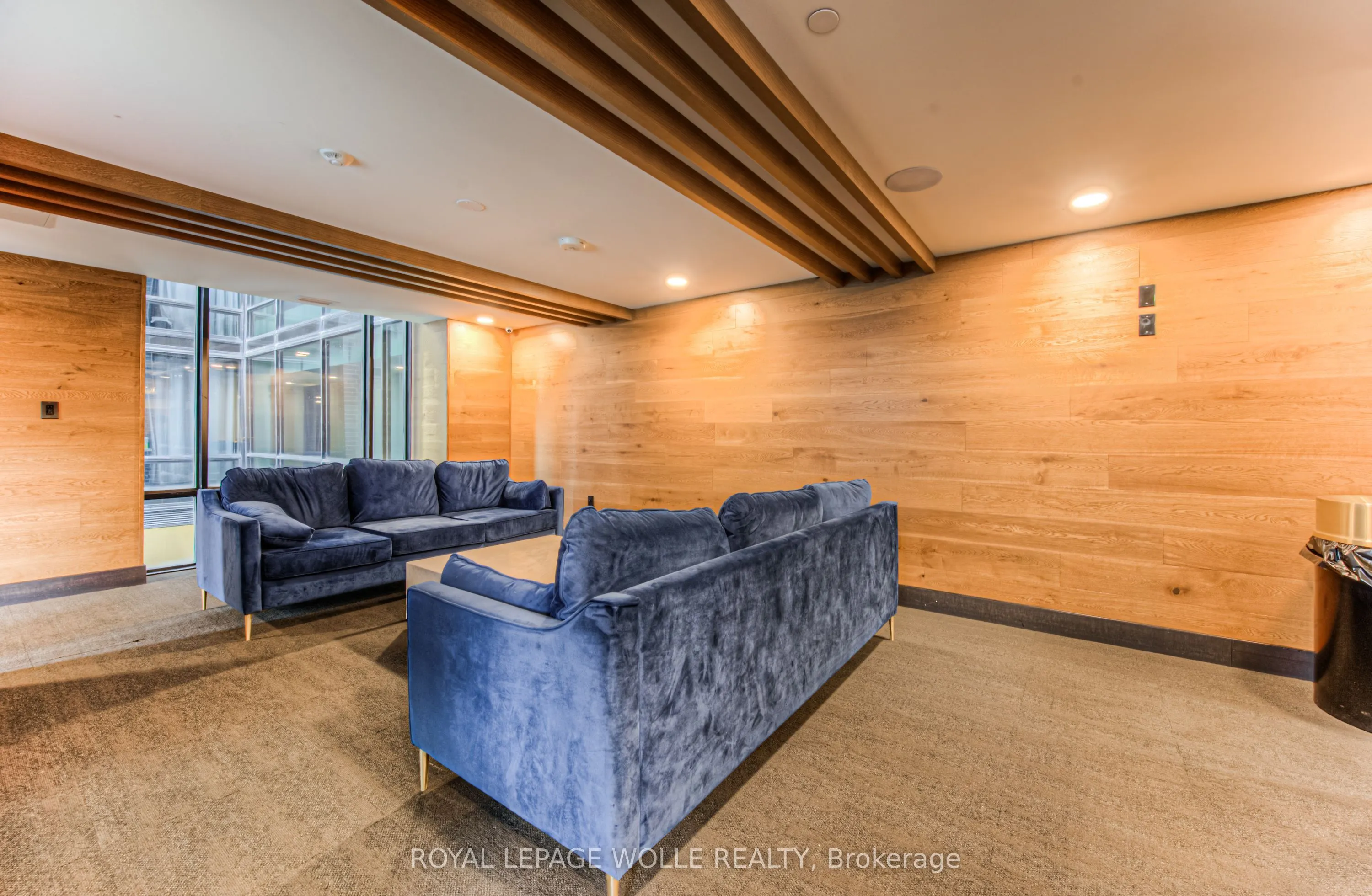 145 Columbia Street W #1210