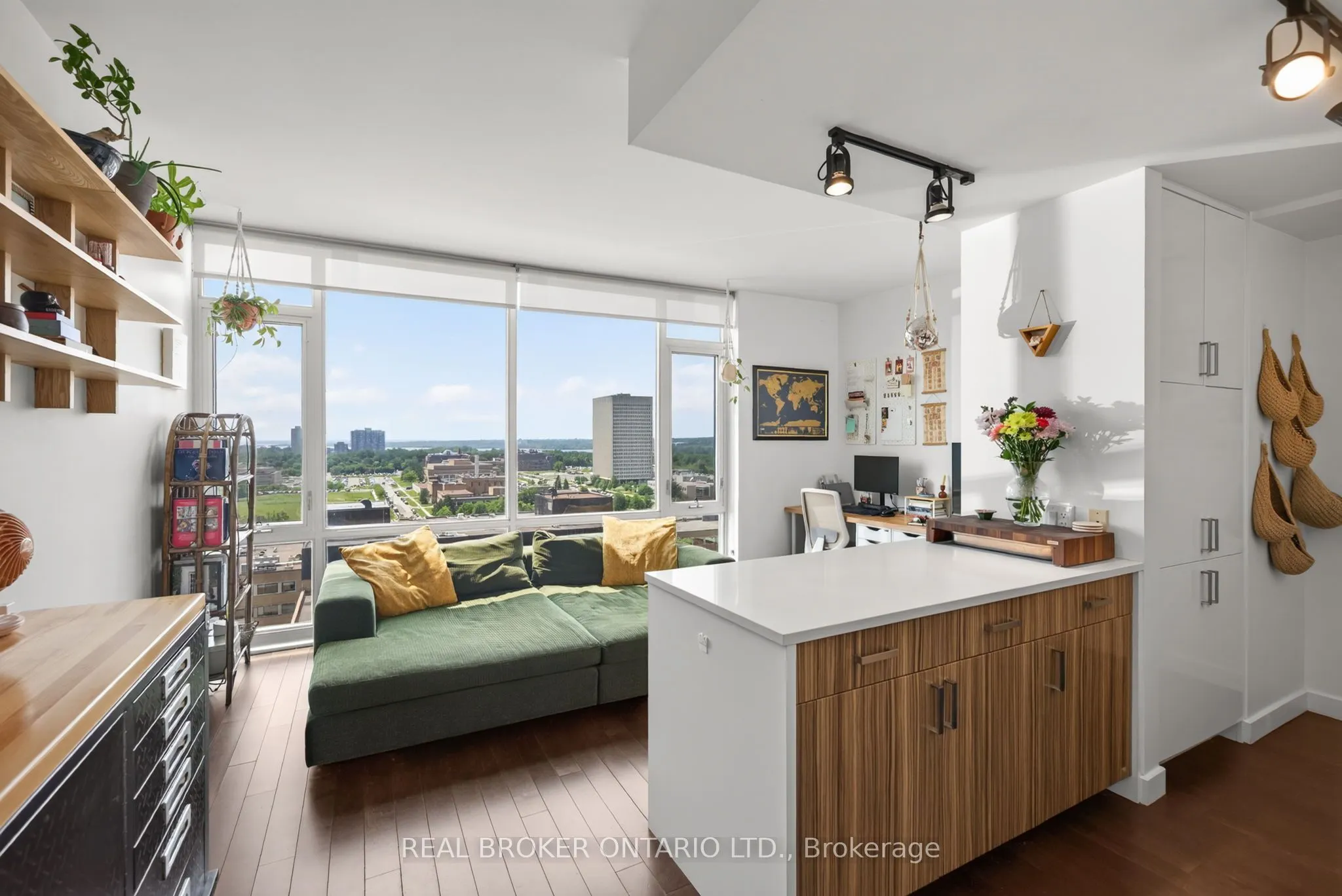 201 Parkdale Avenue #1506