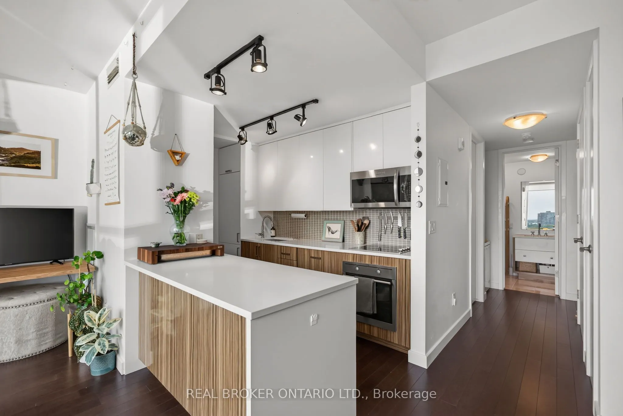 201 Parkdale Avenue #1506
