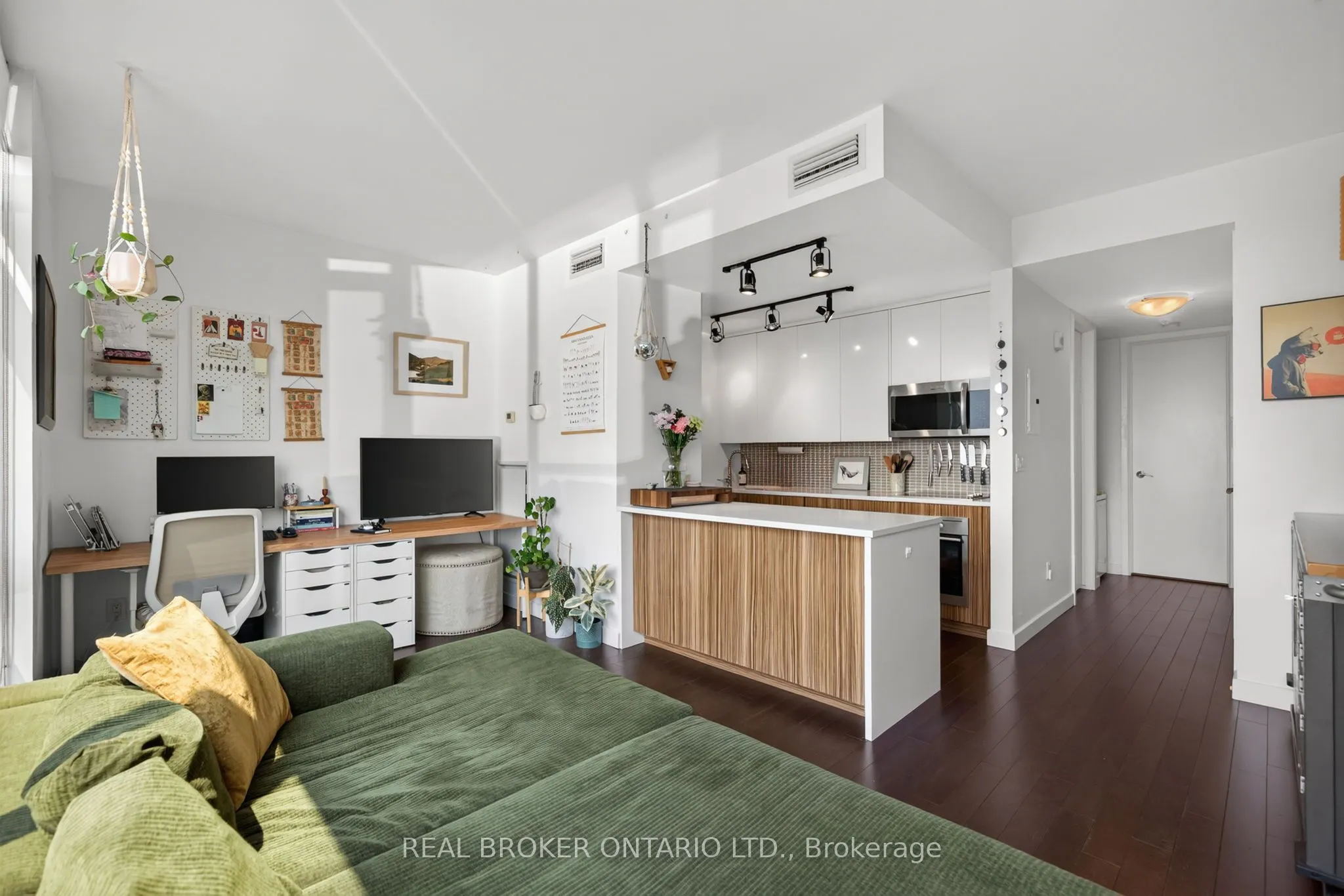 201 Parkdale Avenue #1506
