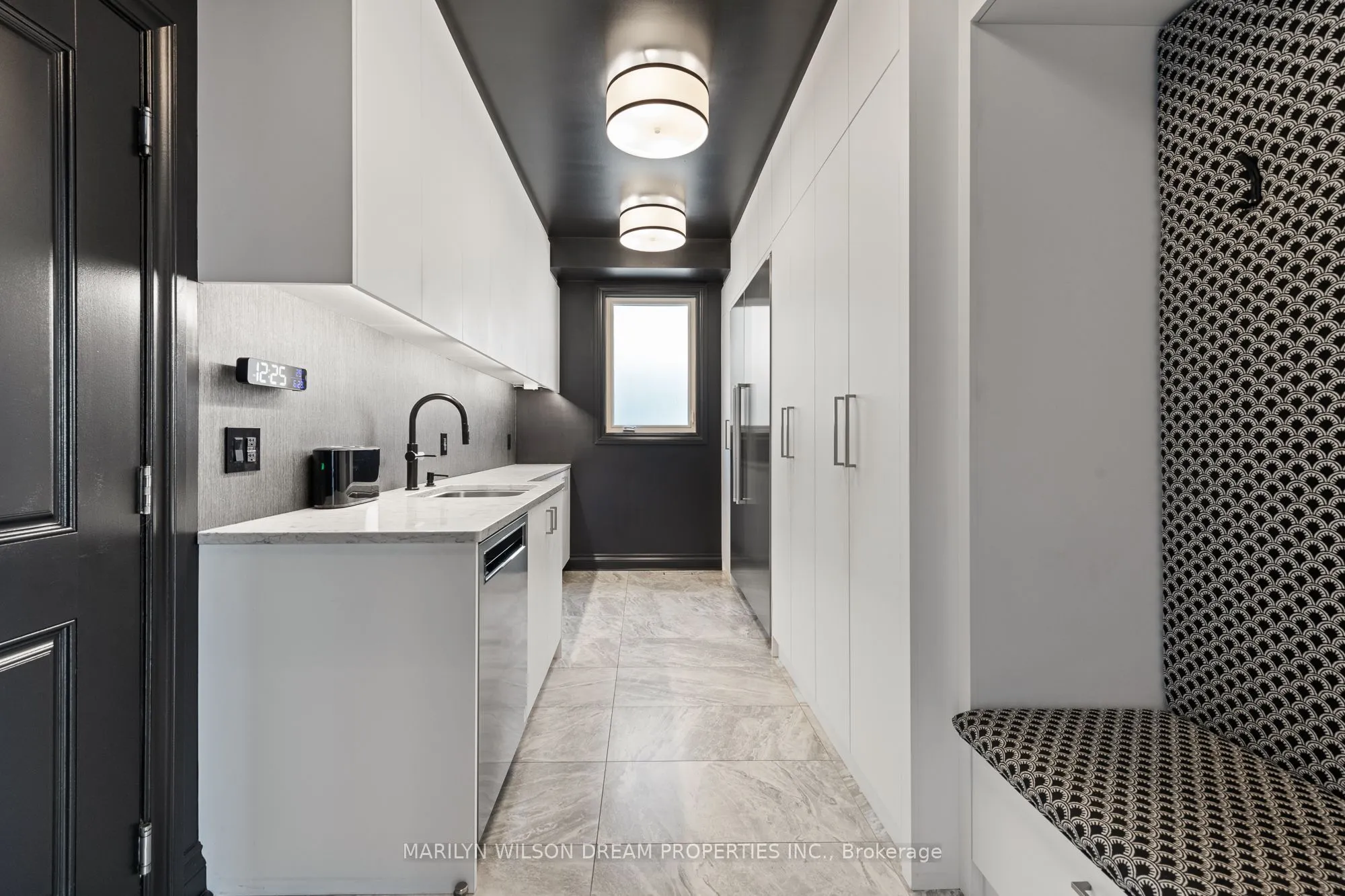 151 Winding Way