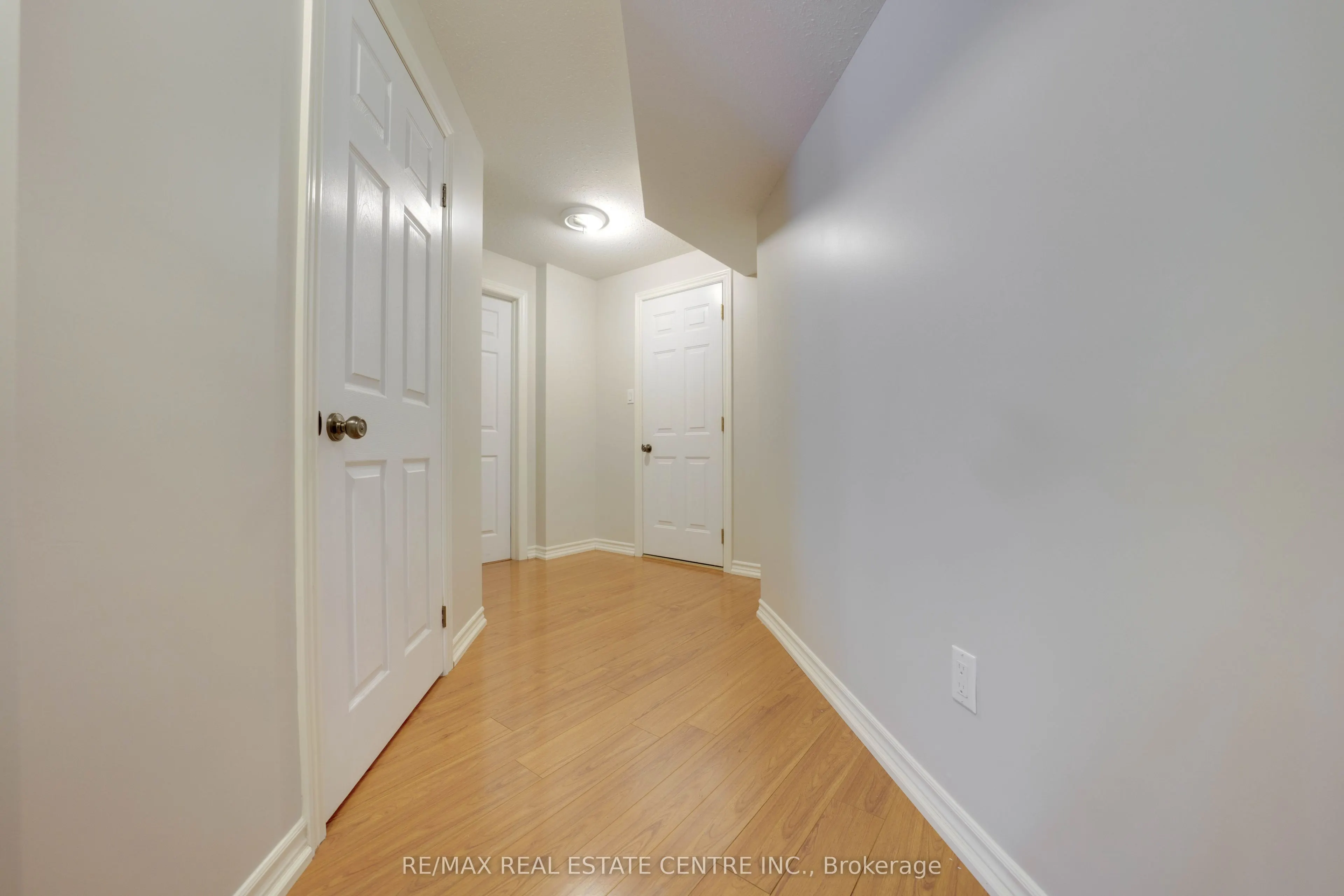 49 CREEKSIDE Drive