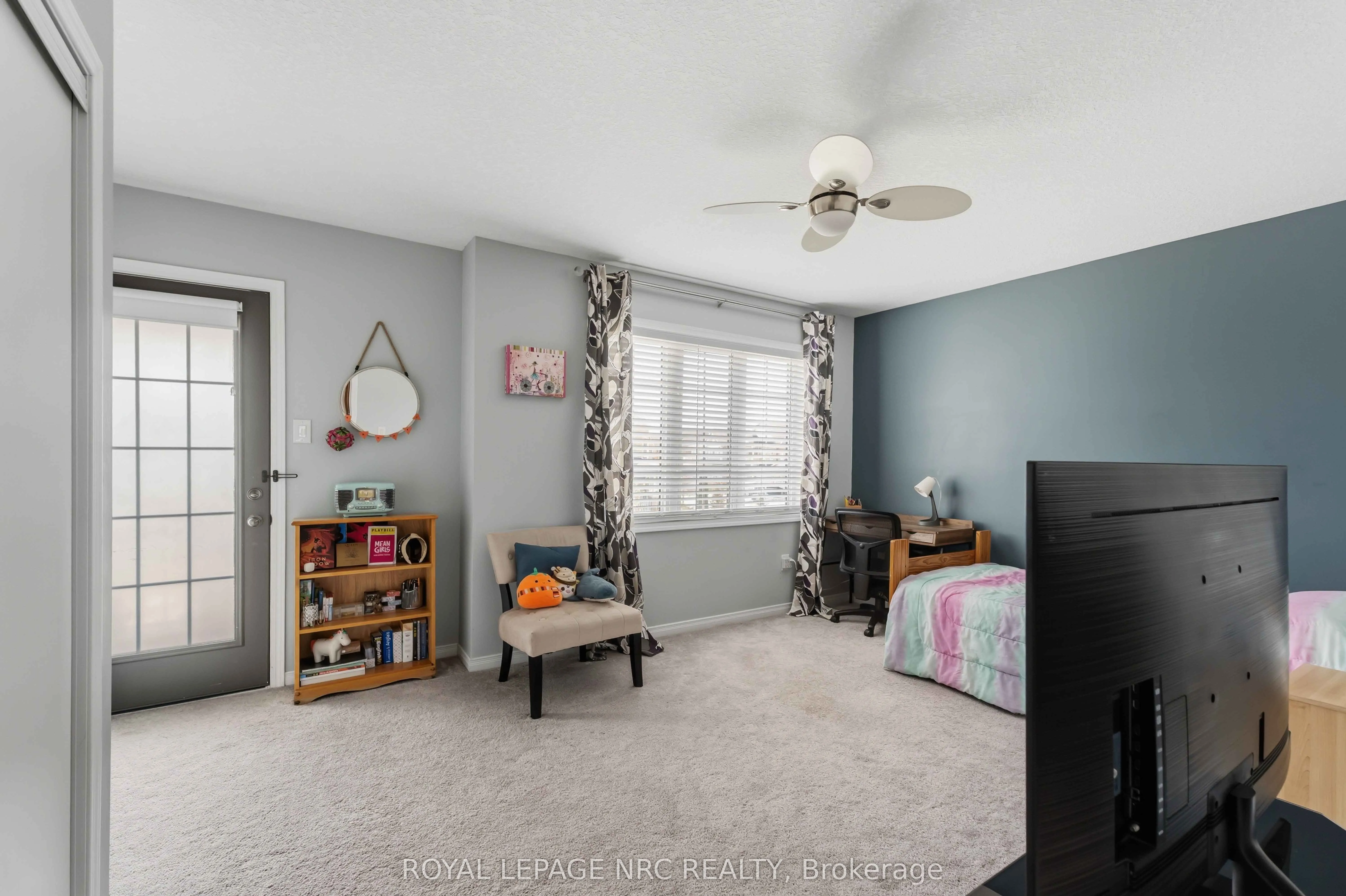 8769 Dogwood Crescent