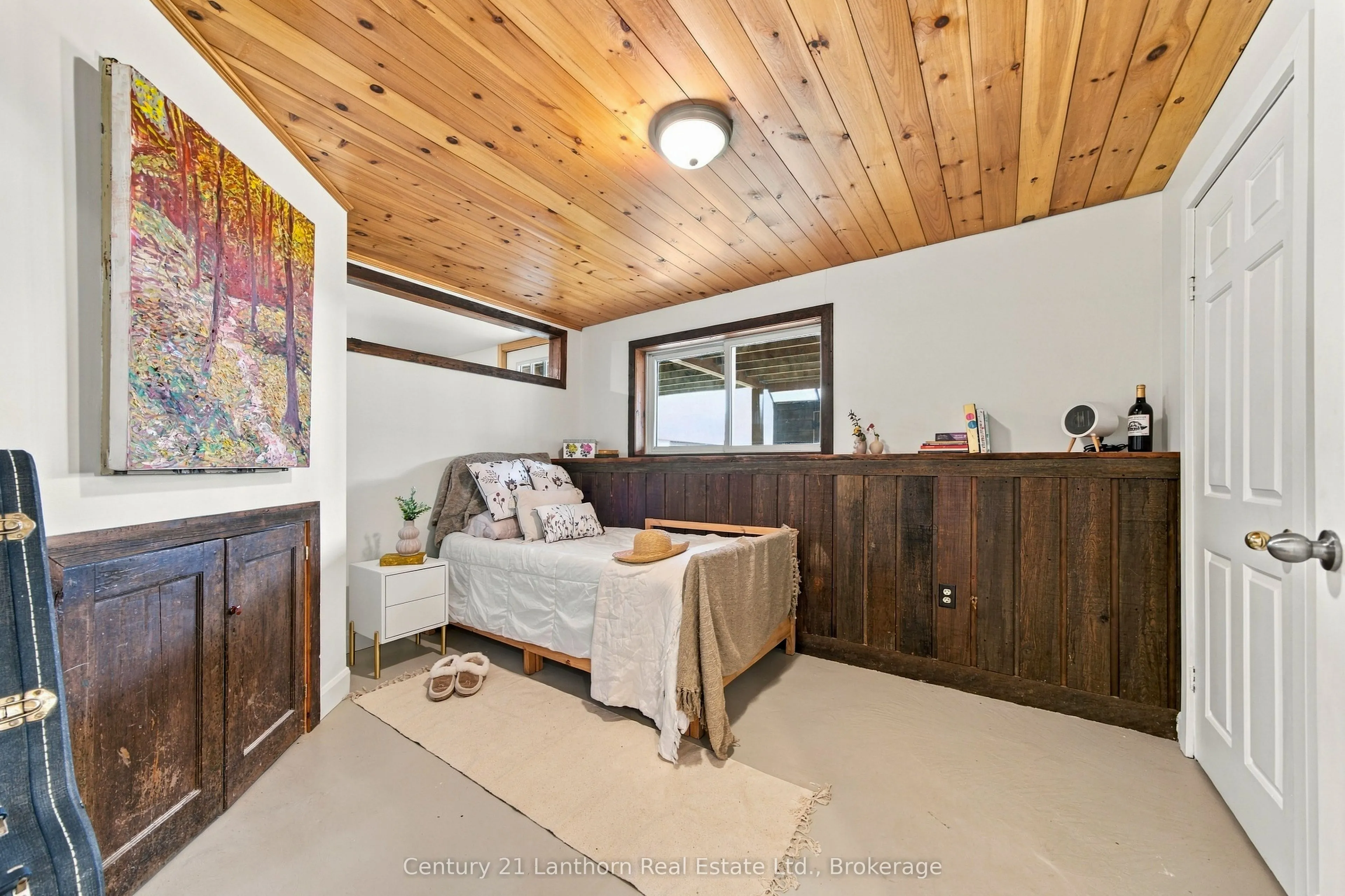 212 Old Milford Road