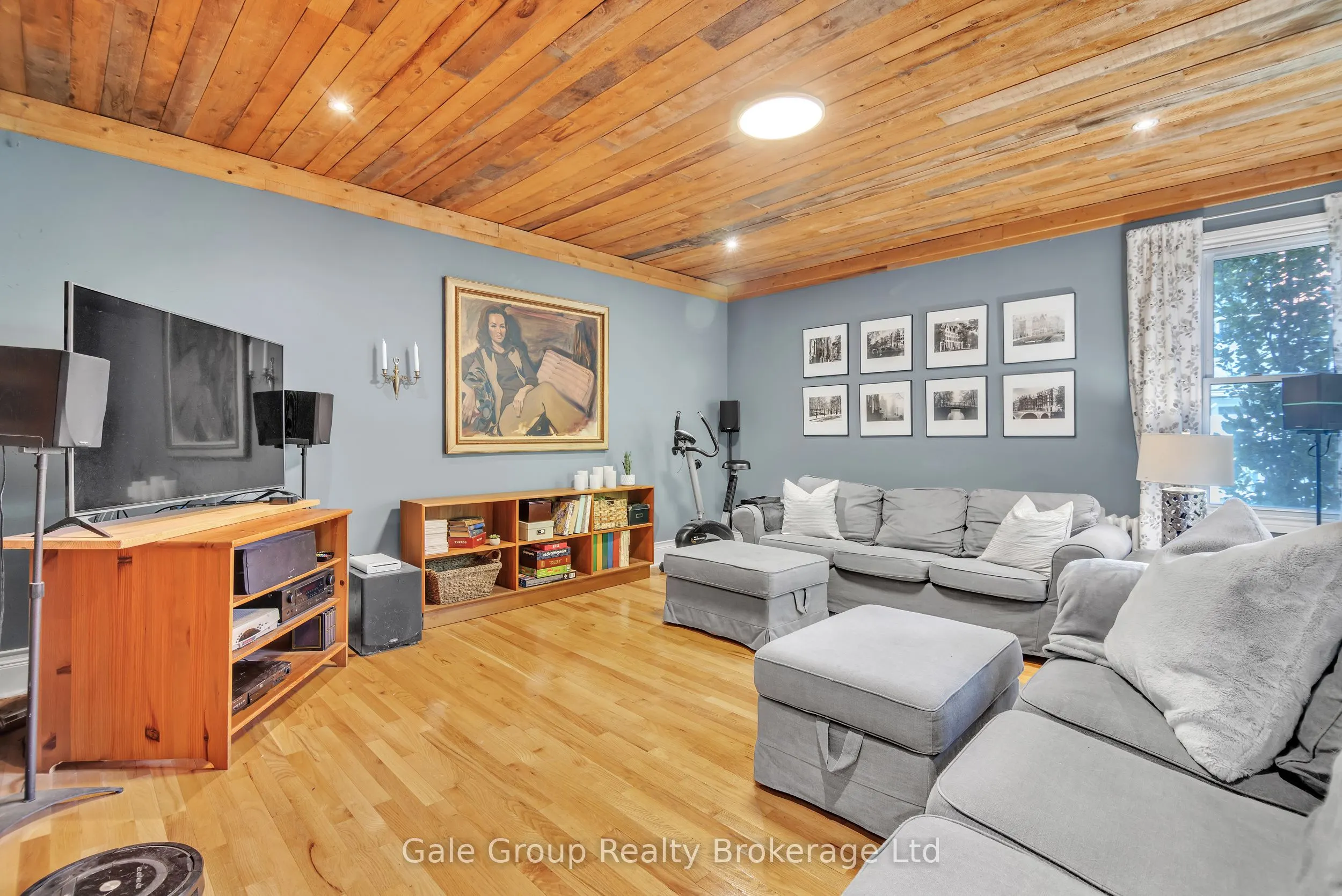 105 Vansittart Avenue