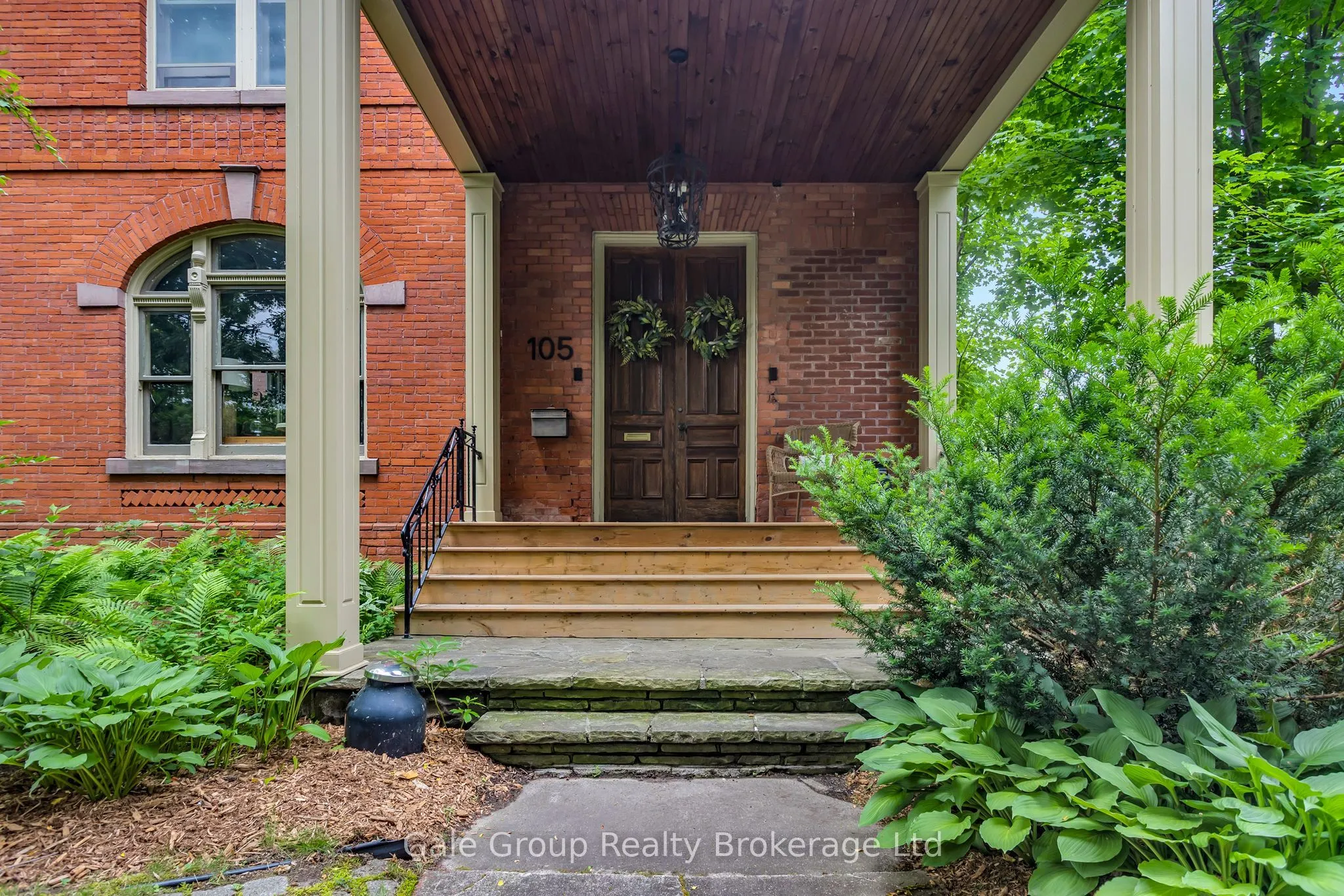 105 Vansittart Avenue