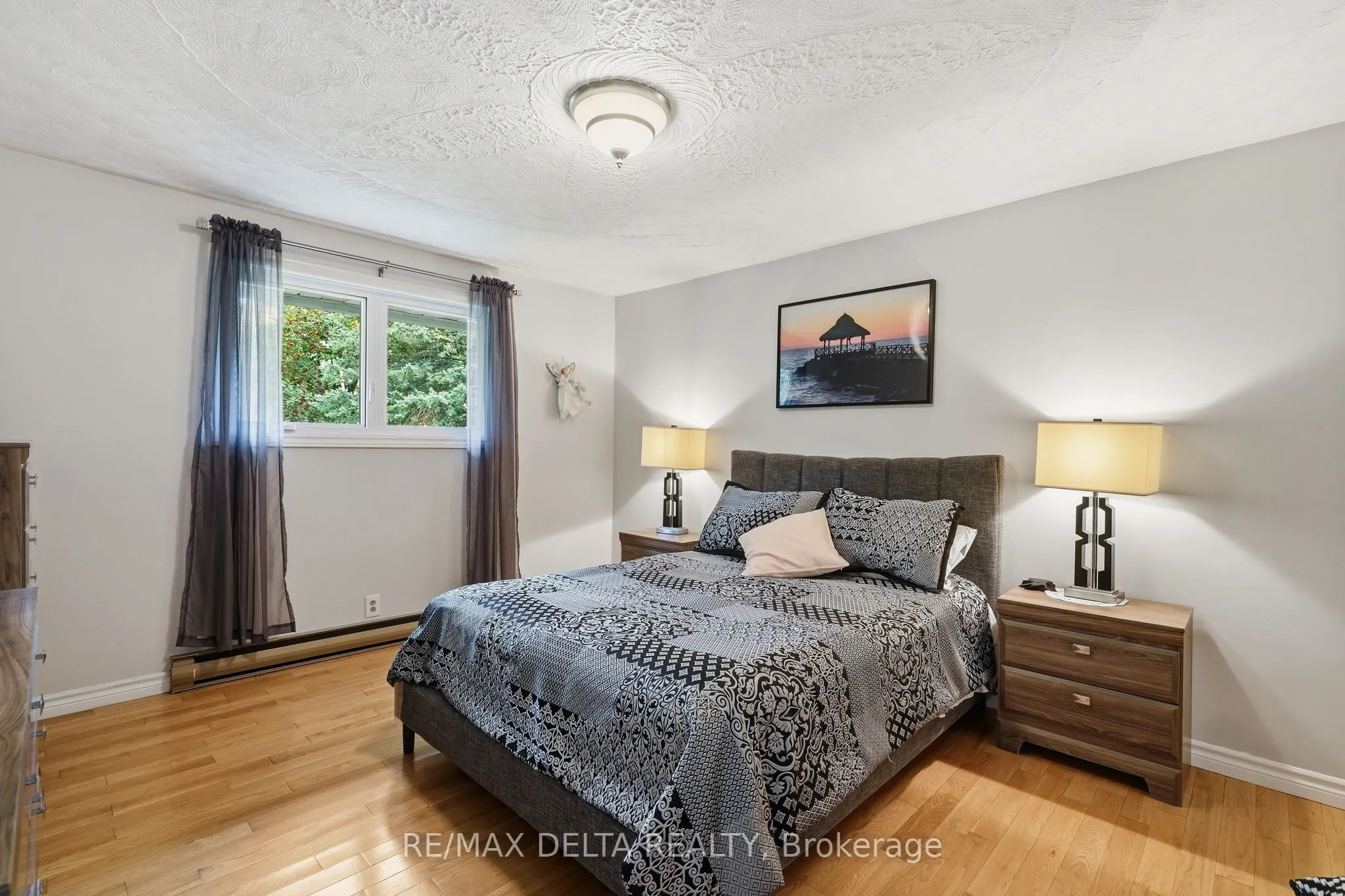 6 Place Madeleine Street