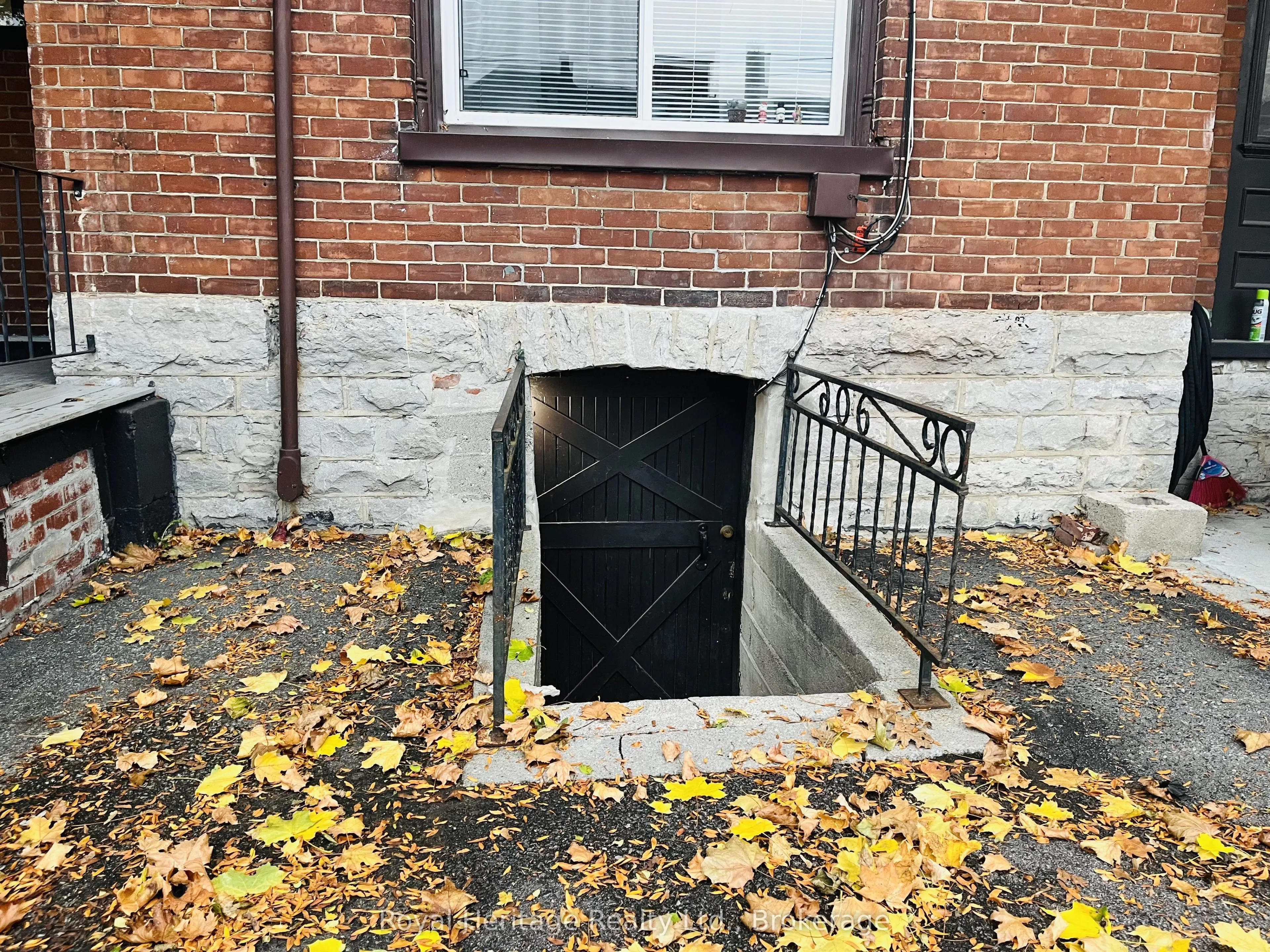 80 Bridge Street W #3