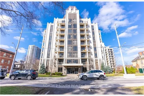 90 Charlton Avenue W