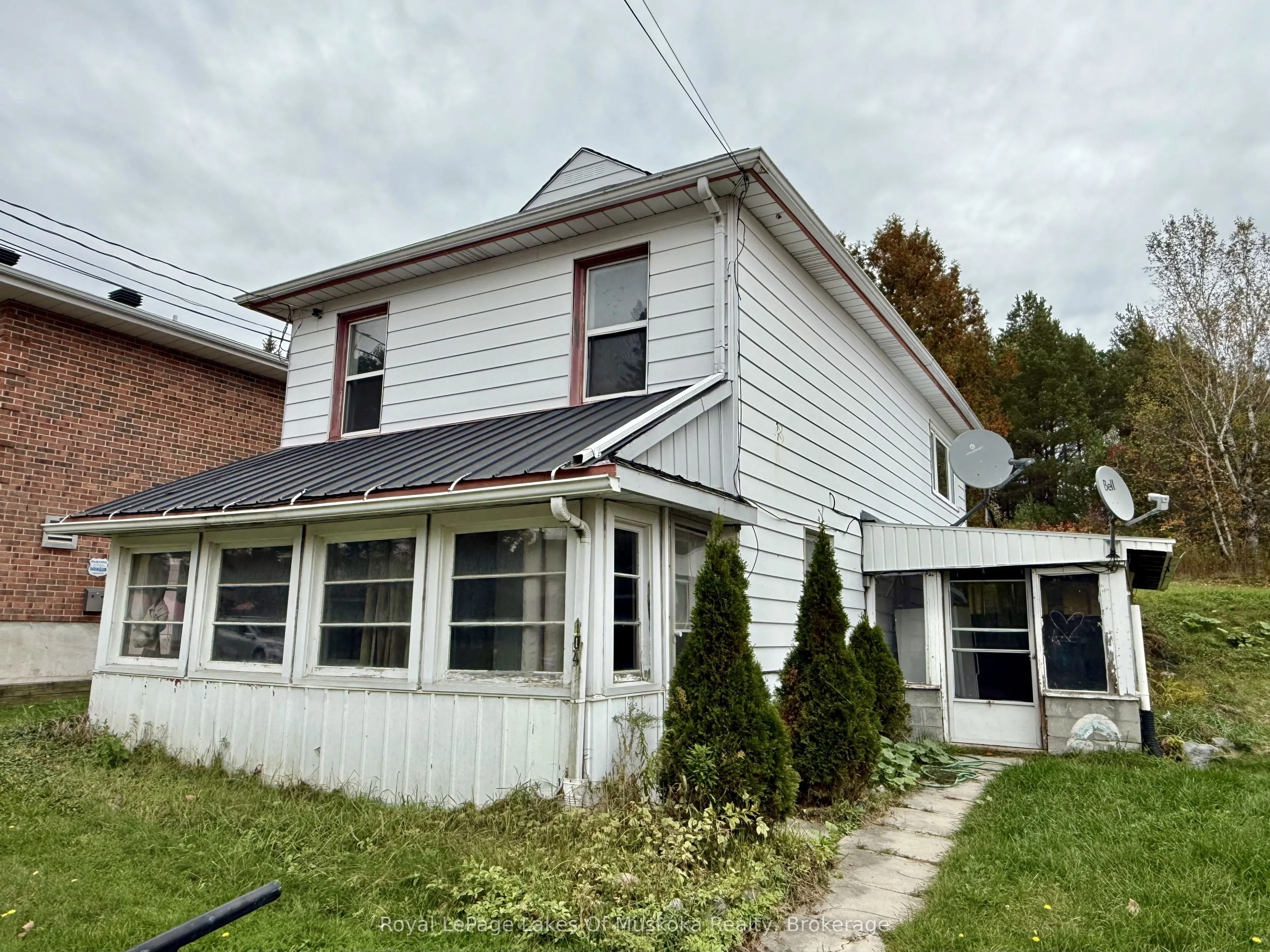 104 Ontario Street