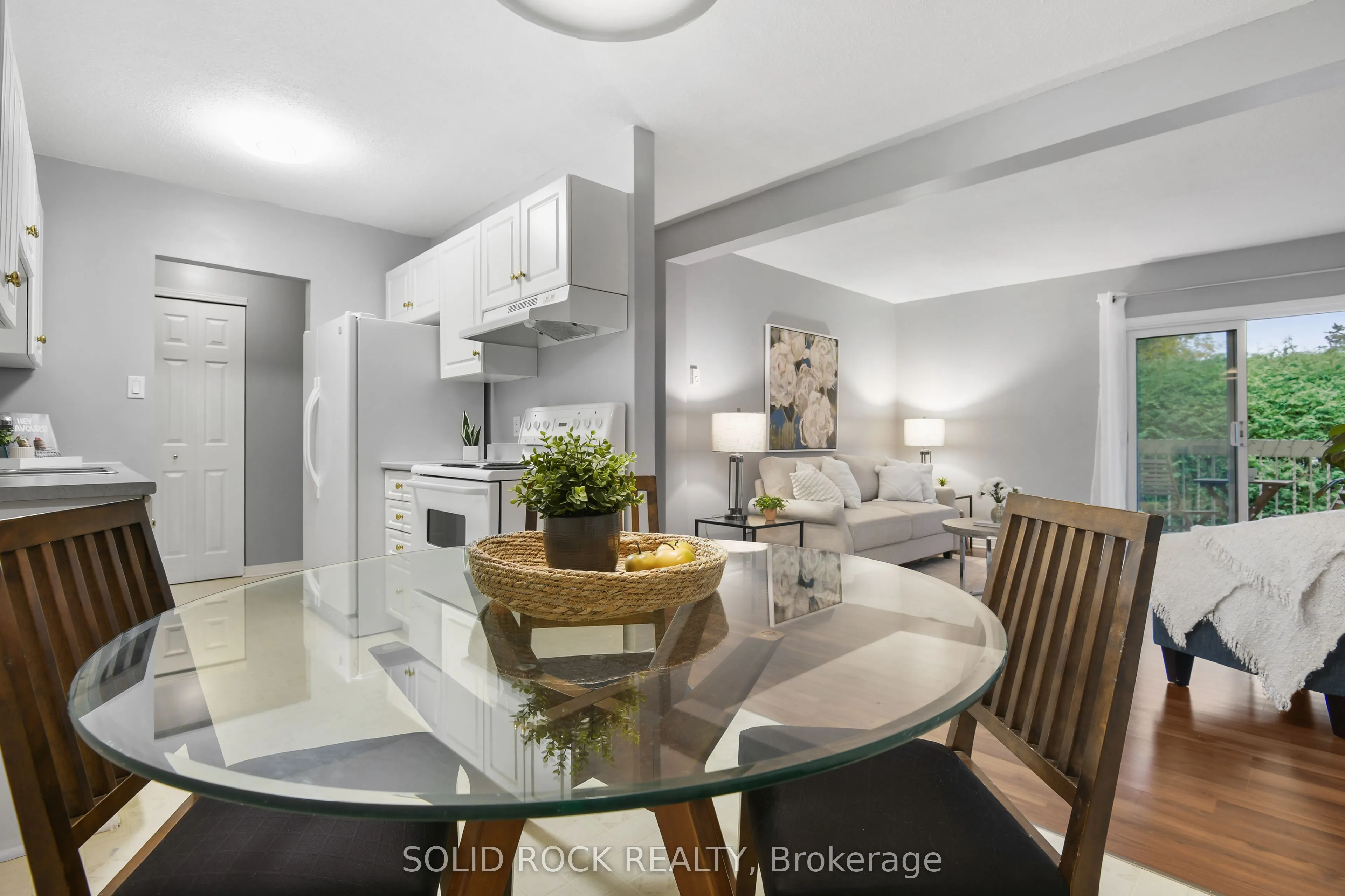 190 Elgin Street W #207