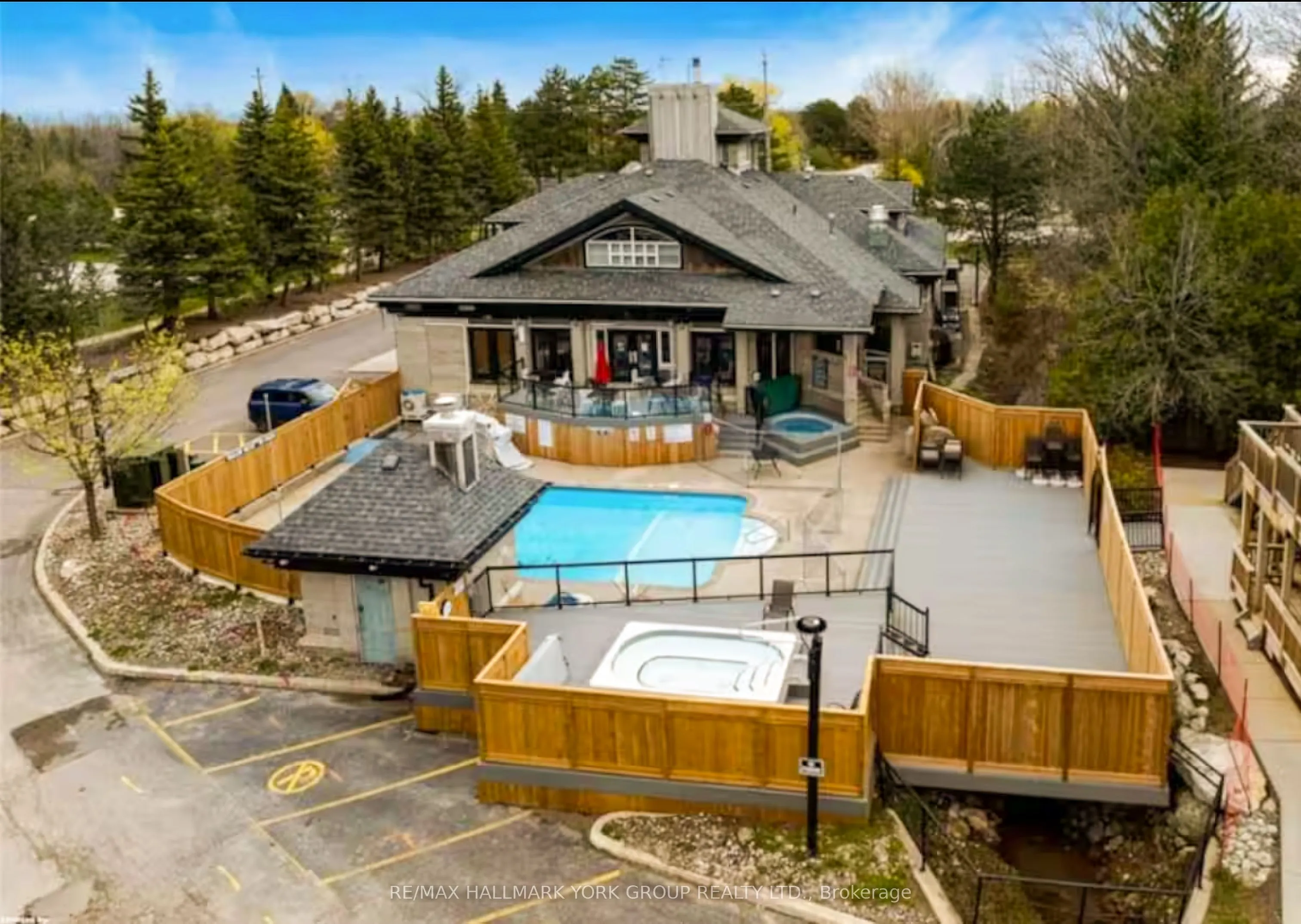 796468 19 Grey Road #514