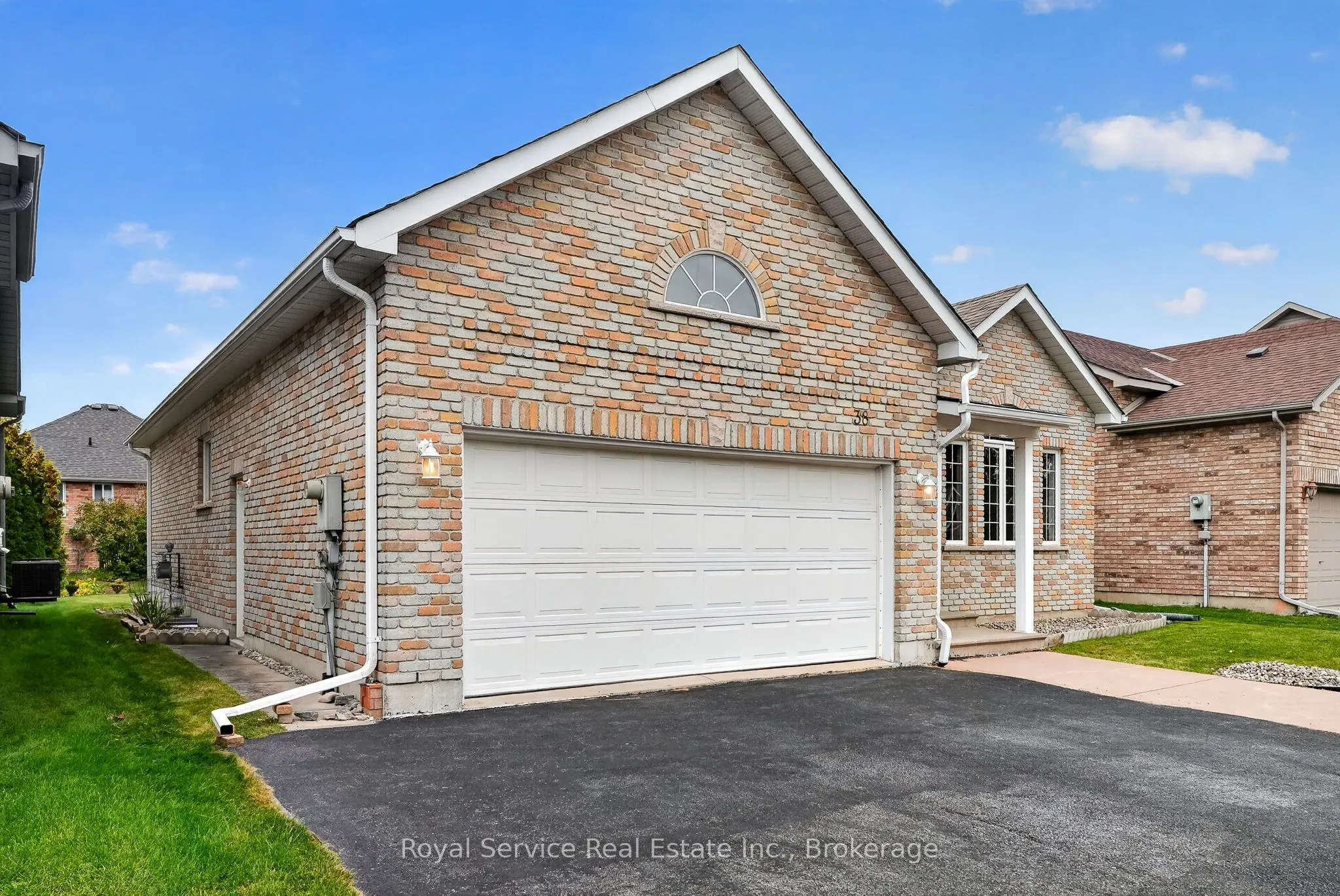 38 Finch Drive
