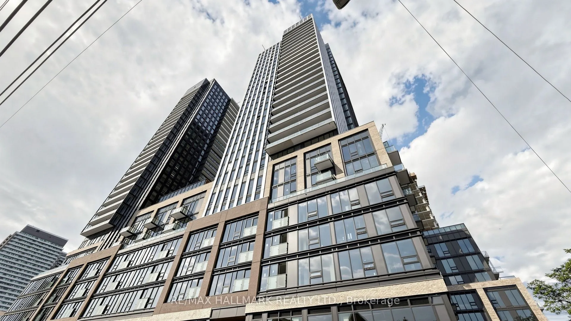 101 John Street N #719