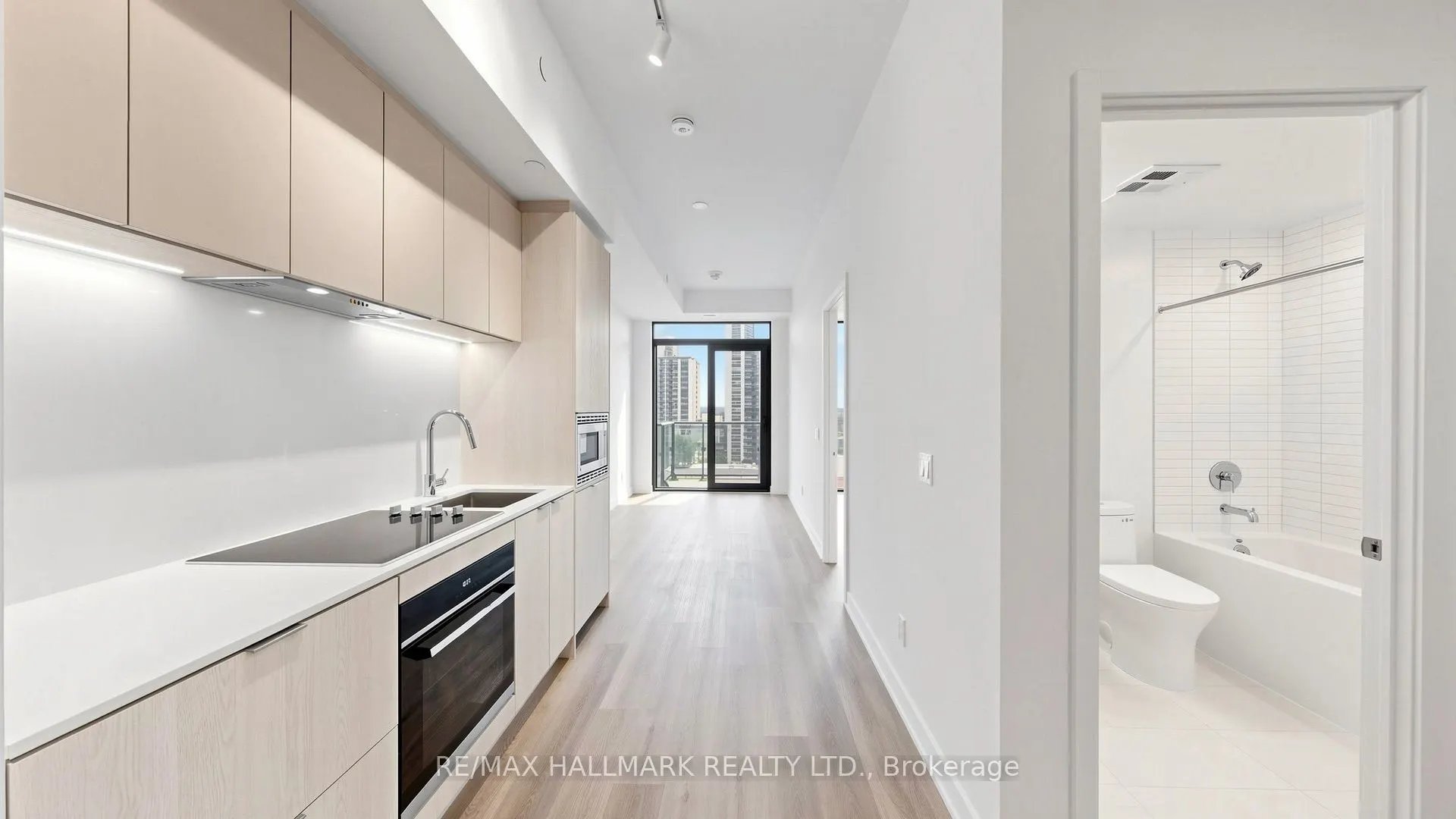 101 John Street N #719
