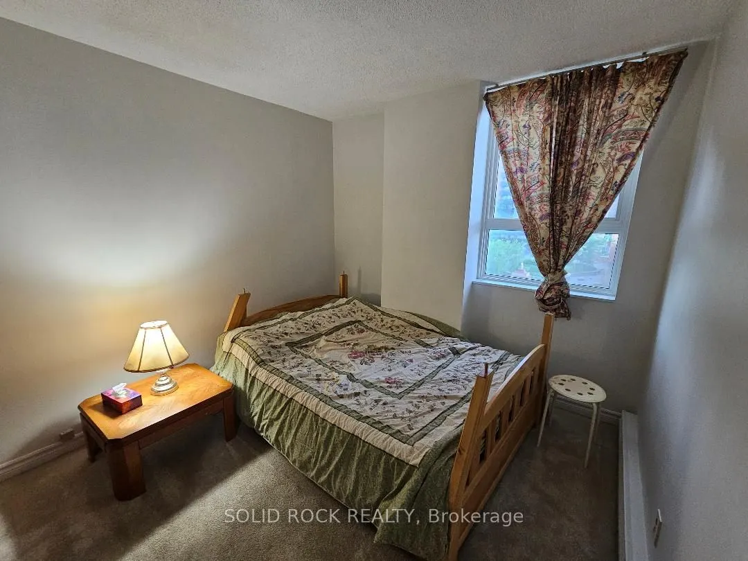 2000 Jasmine Crescent #304