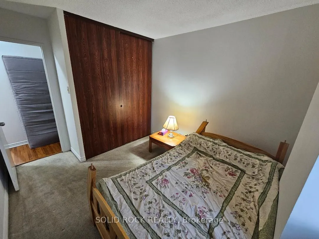 2000 Jasmine Crescent #304