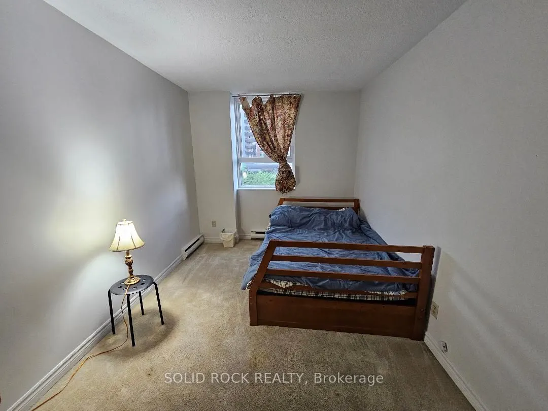 2000 Jasmine Crescent #304