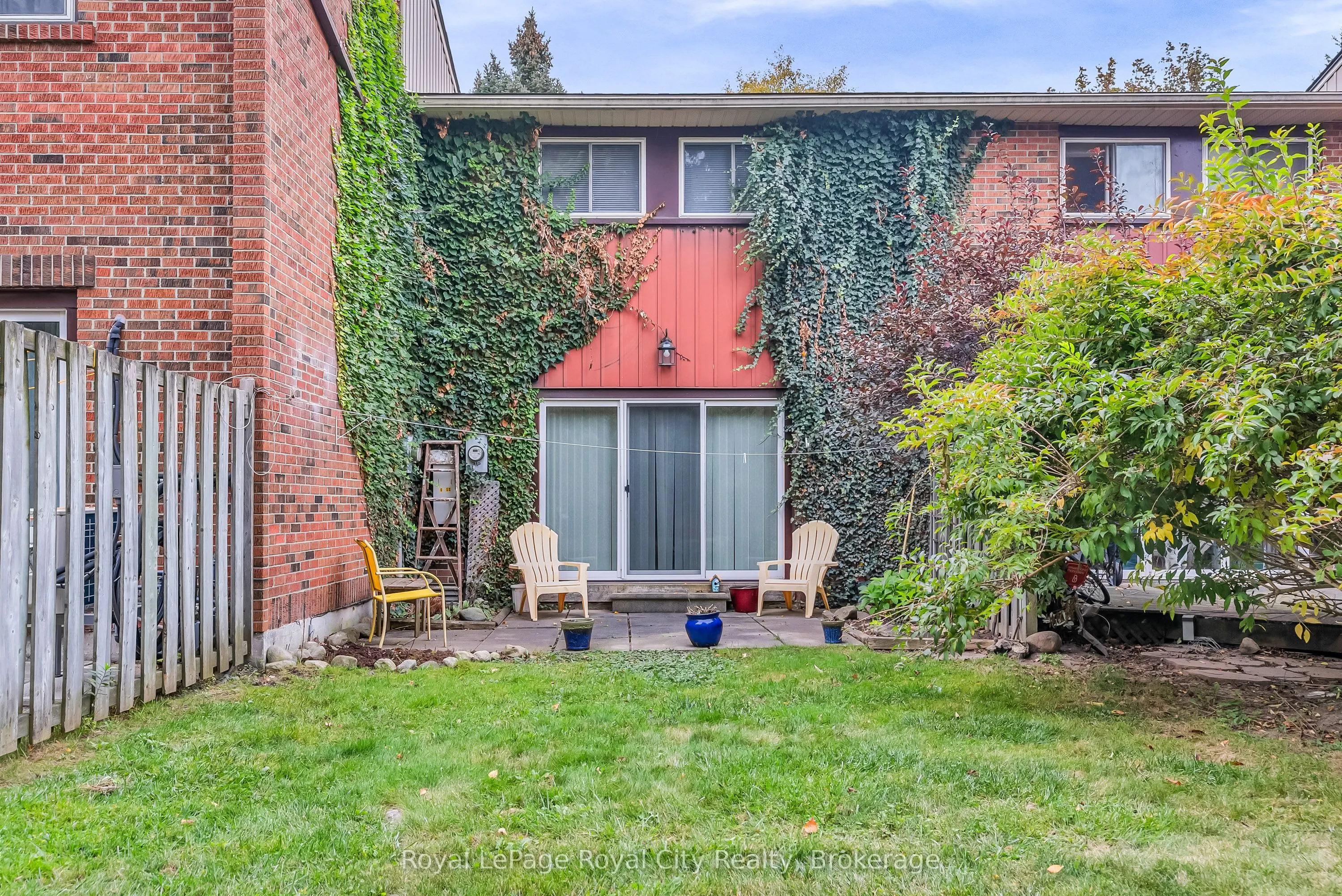 201 Silvercreek Parkway N #62