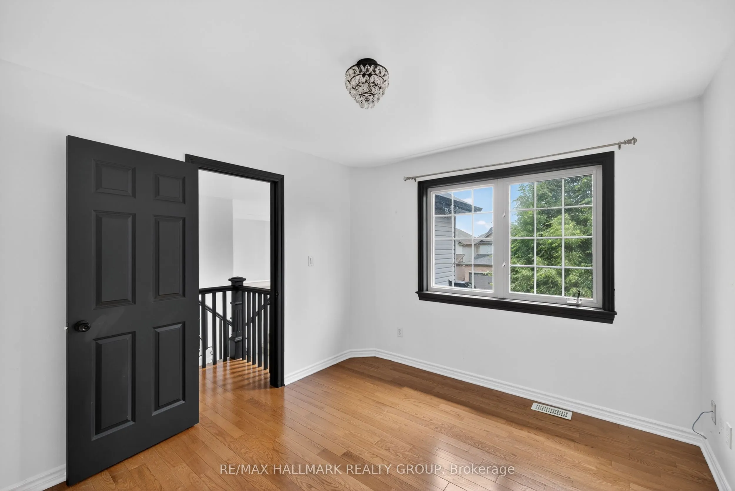 520 Mazari Crescent