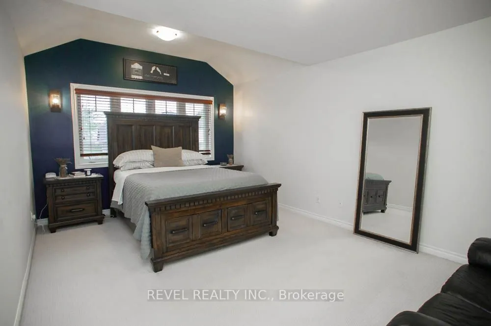 217 Woodway Trail