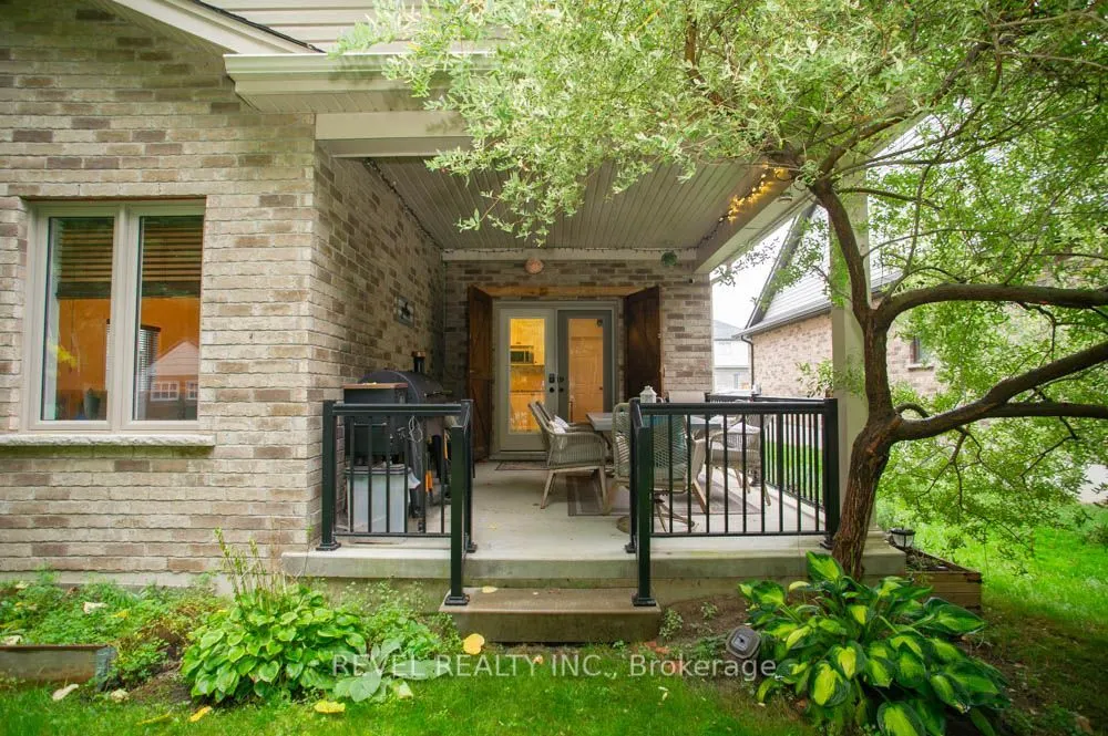217 Woodway Trail