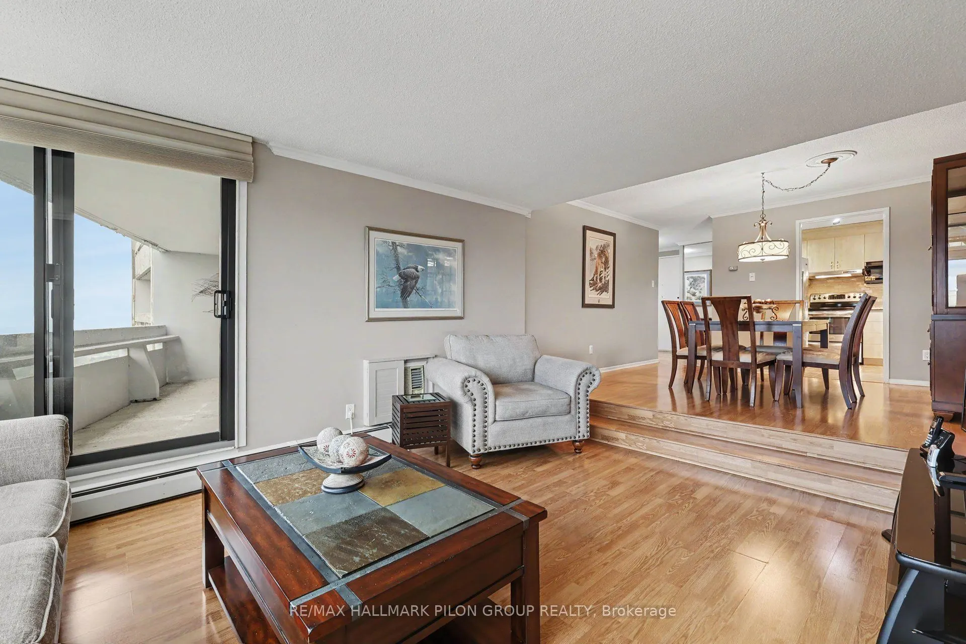 415 Greenview Avenue #1305
