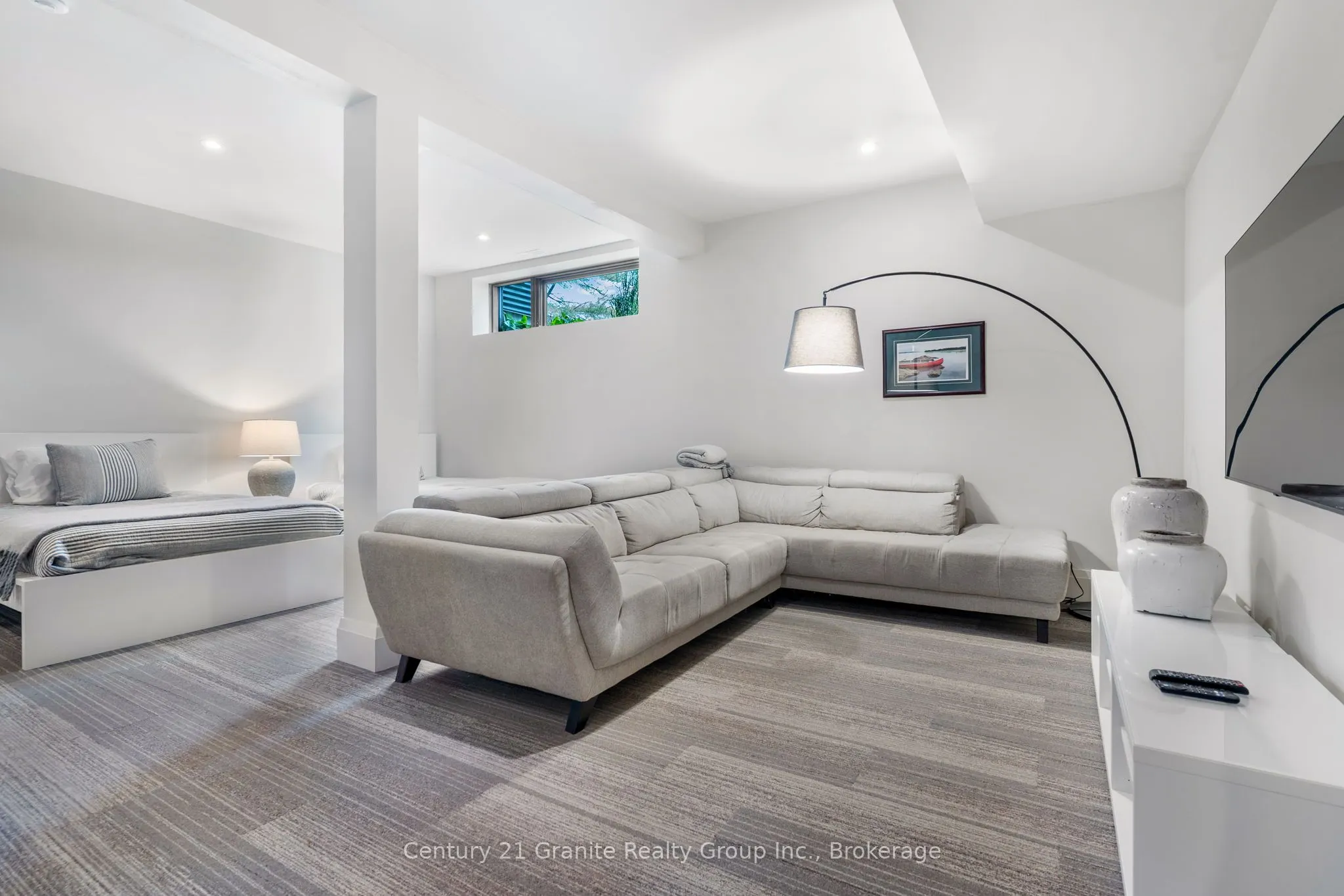 1085 Grace Road